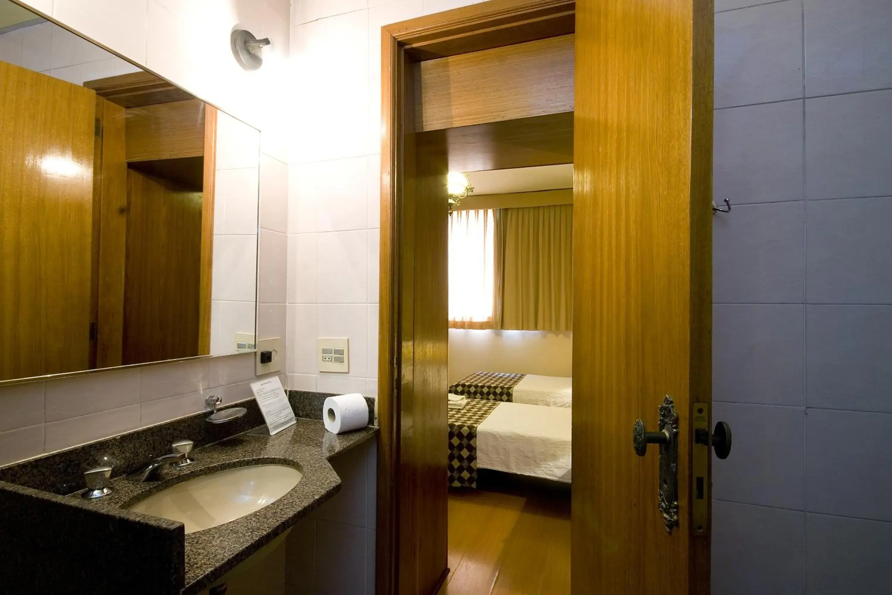 Bathroom in Hotel Rondônia Palace