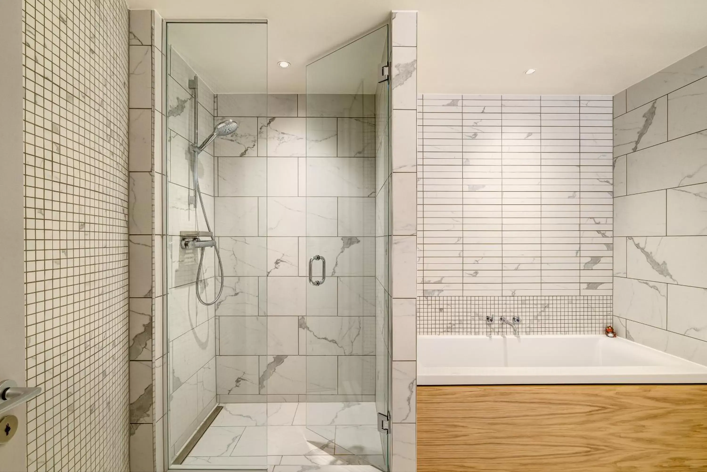 Shower, Bathroom in Apex Waterloo Place Hotel