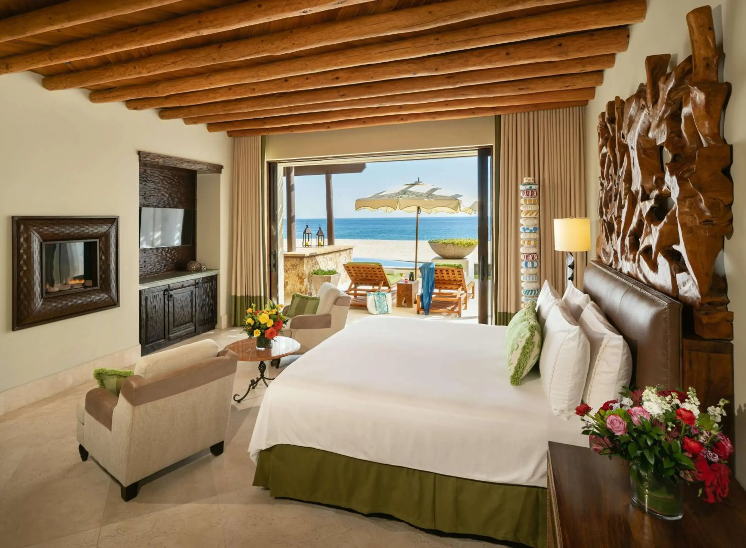 Bedroom in Waldorf Astoria Los Cabos Pedregal