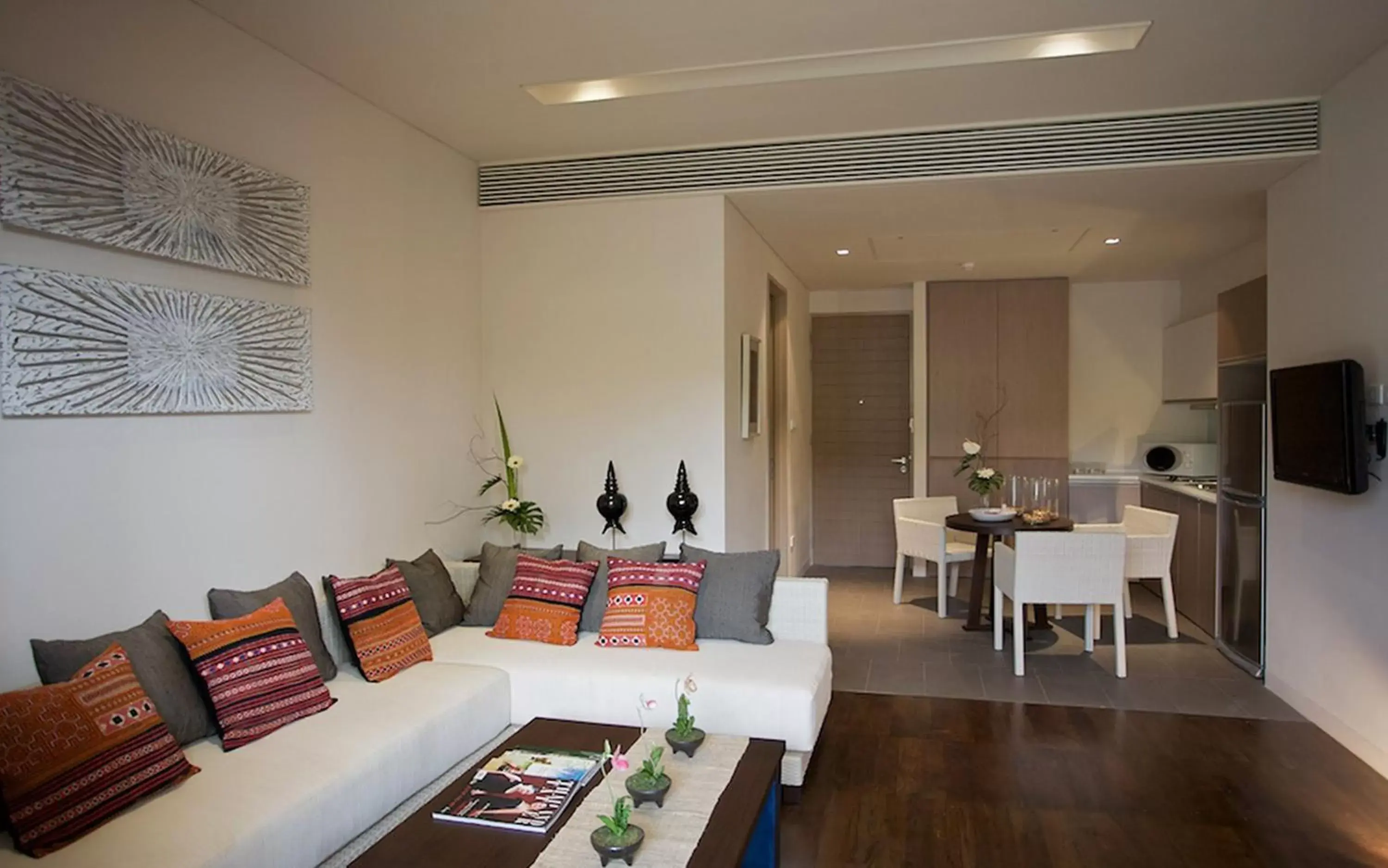 Luxury One-Bedroom Suite in Veranda High Residence Luxury One-Bedroom Suite in Veranda High Residence