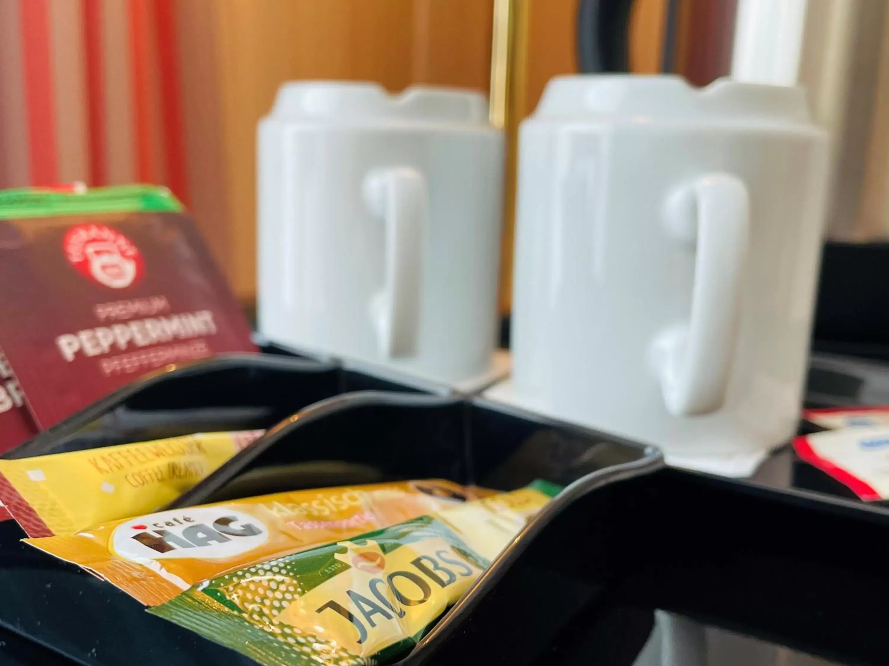 Coffee/tea facilities in Mercure Hotel Plaza Magdeburg