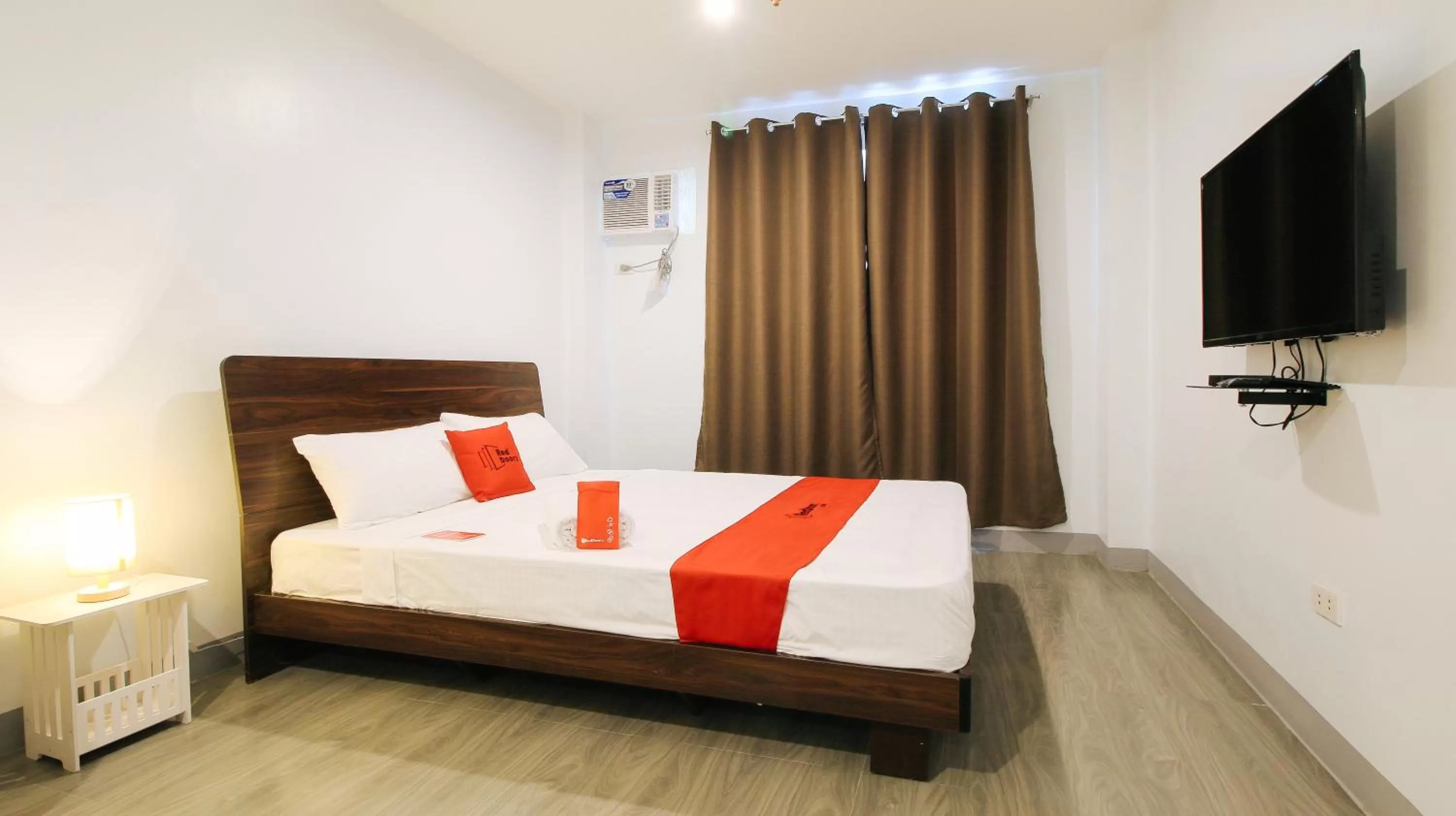 Bathroom, Bed in RedDoorz near Zobel Roxas St