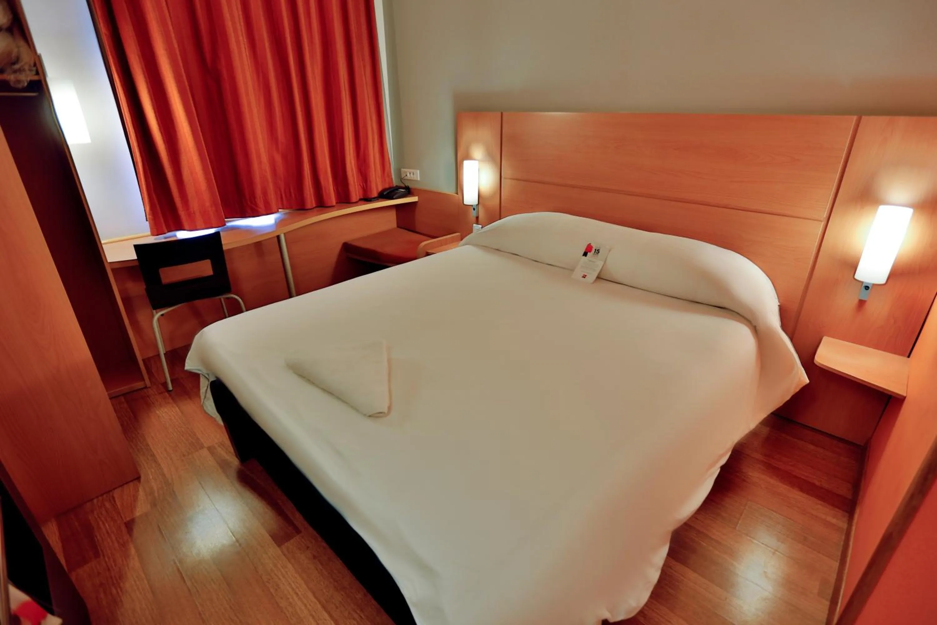 Photo of the whole room, Bed in Ibis Fes