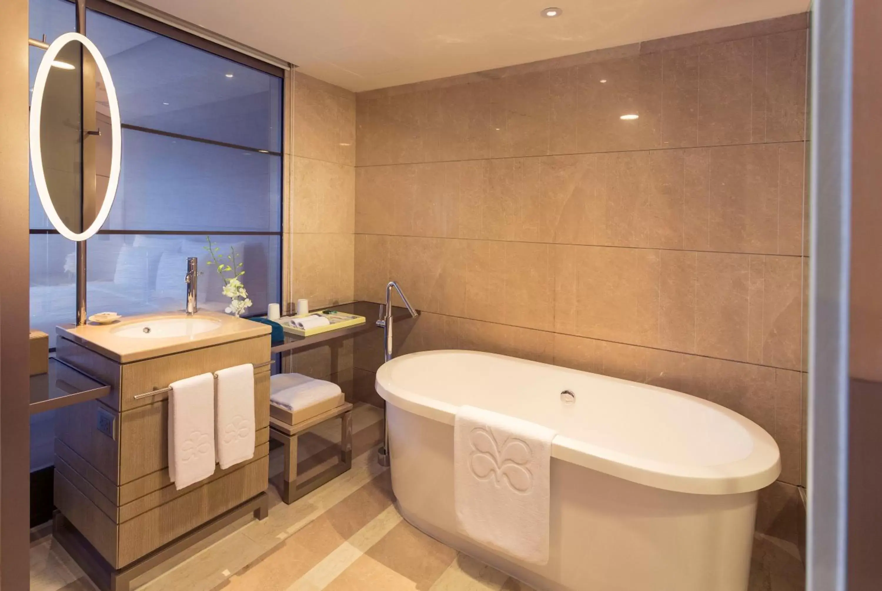 Bathroom in Hotel Nikko Saigon