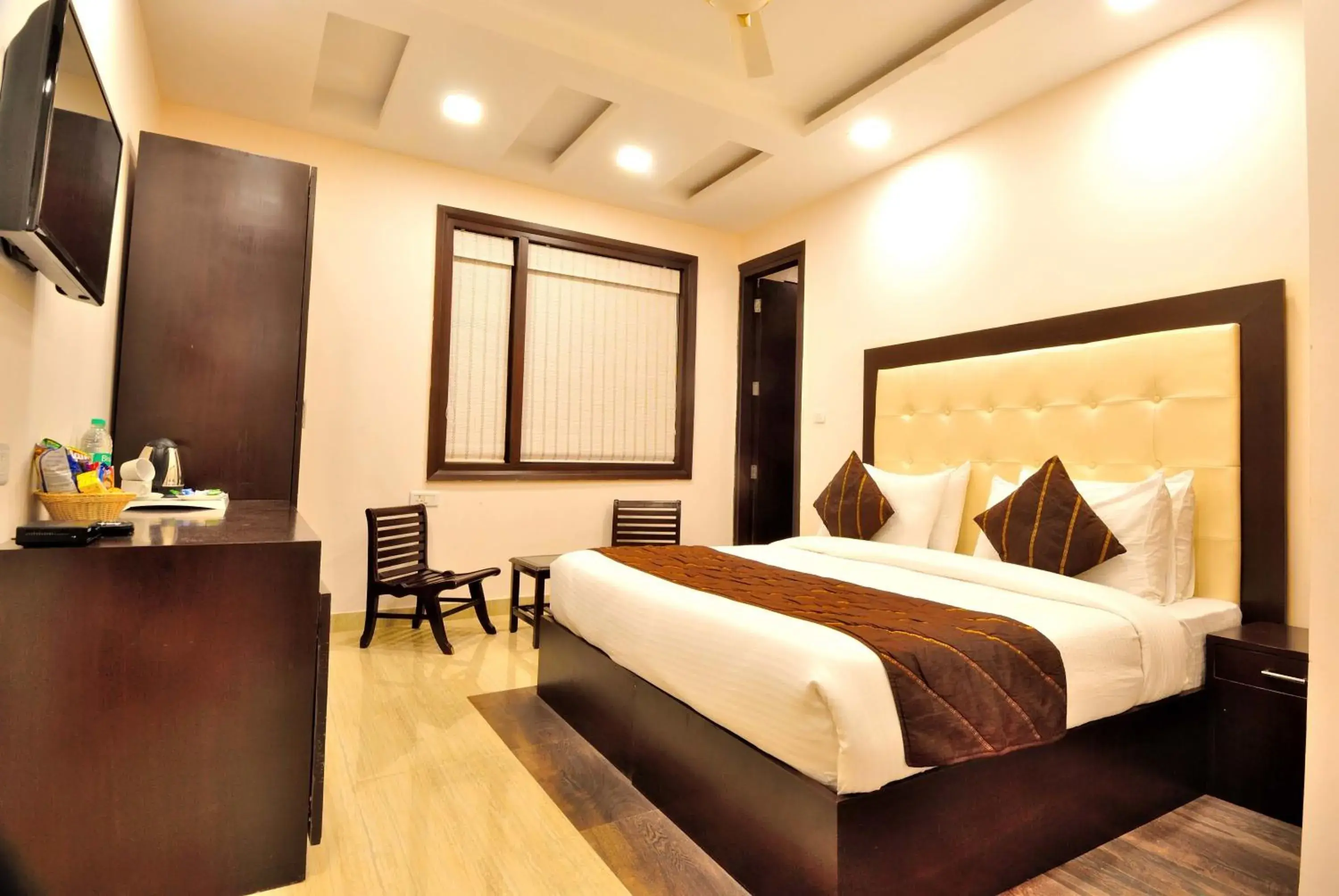 Bedroom in Hotel Kings Inn, Karol Bagh, New Delhi