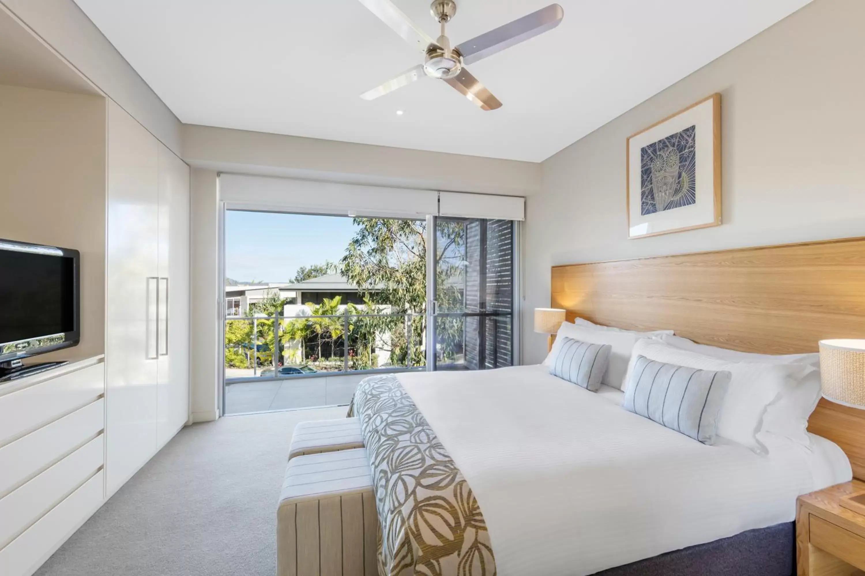 Bedroom, Bed in RACV Noosa Resort