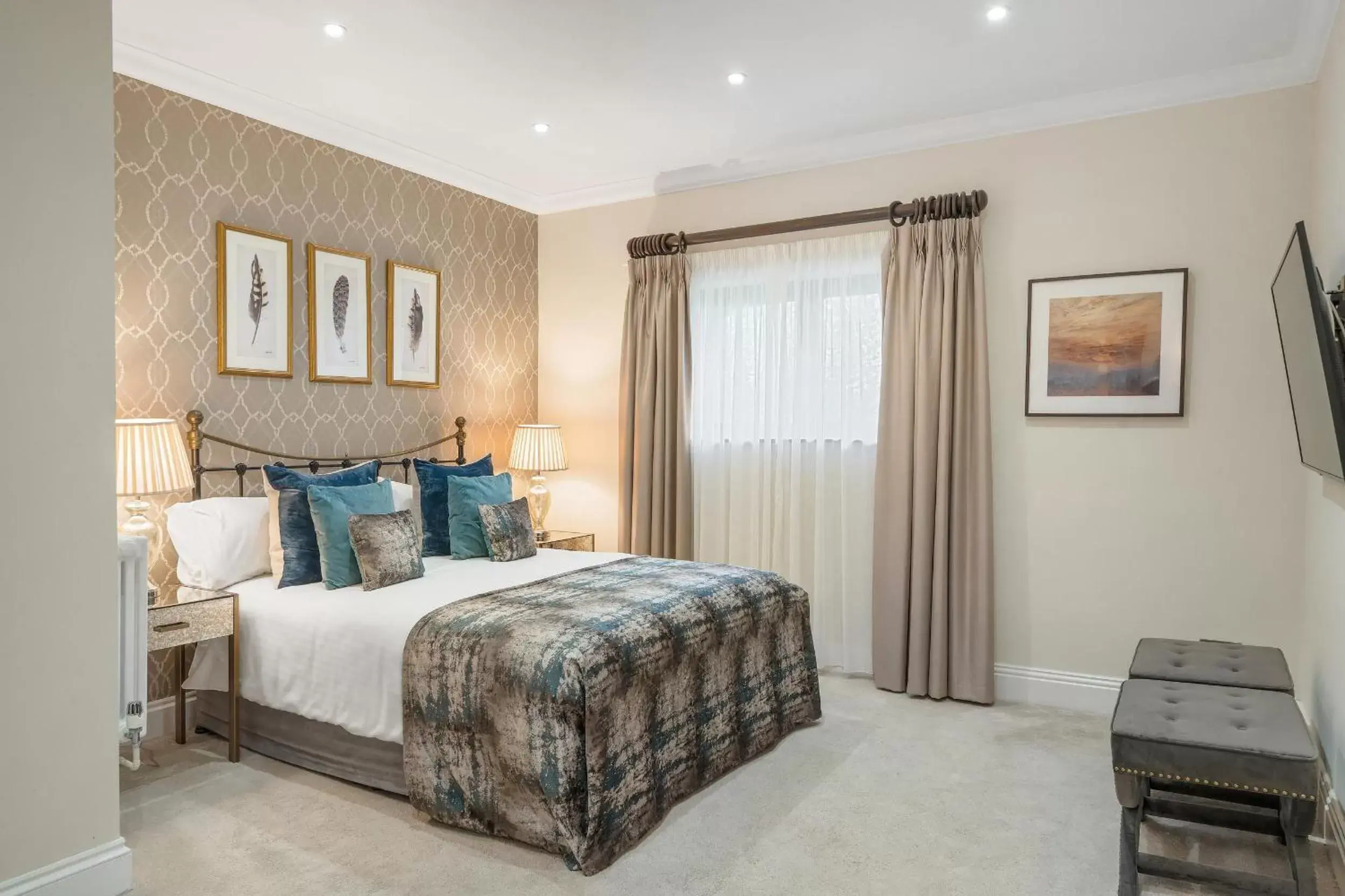 Executive Suite in Boringdon Hall Hotel and Spa Executive Suite in Boringdon Hall Hotel and Spa