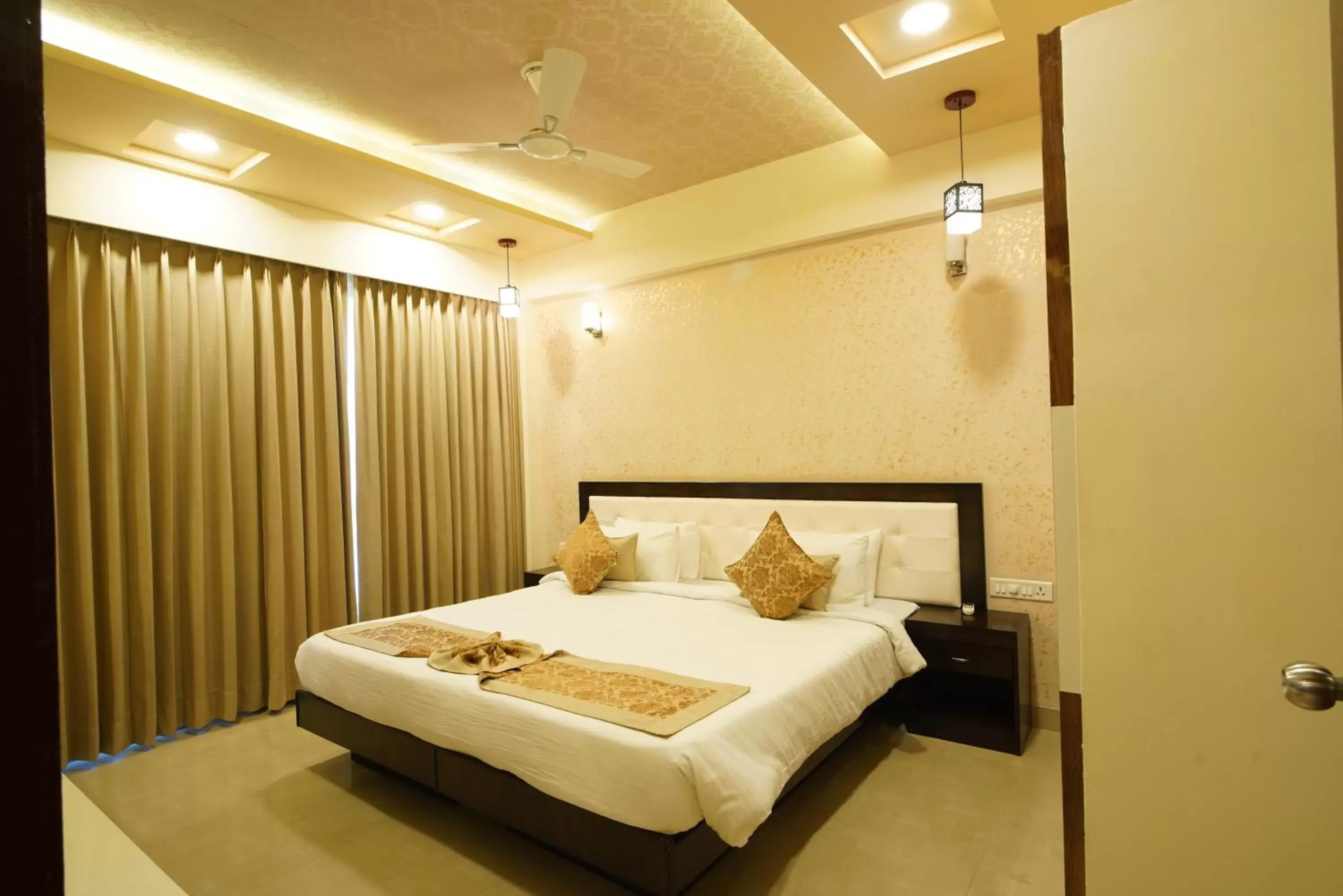 Bedroom, Bed in Spectrum Resort & Spa