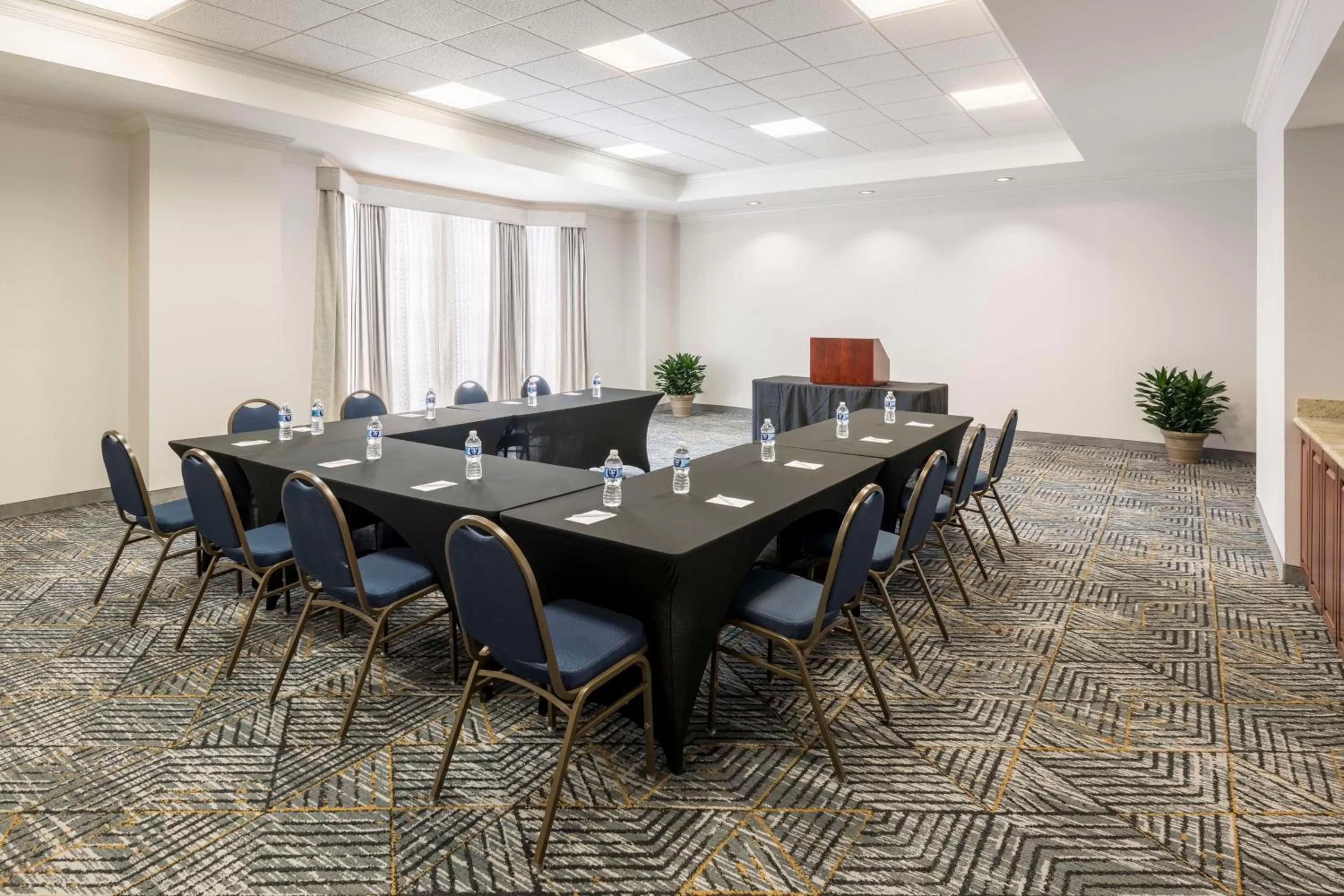 Meeting/conference room in Homewood Suites by Hilton New Orleans