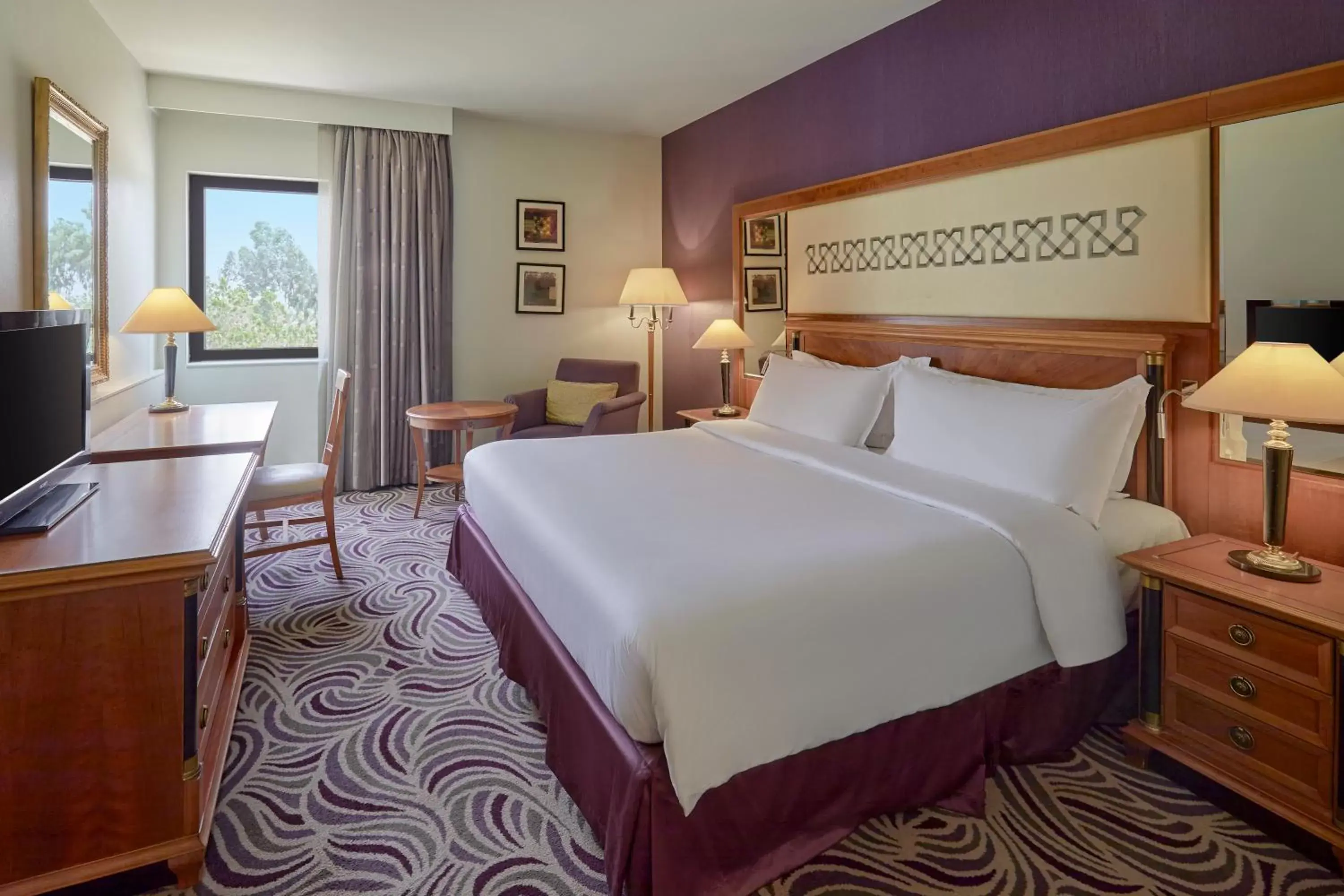 Bed in Holiday Inn Tabuk, an IHG Hotel