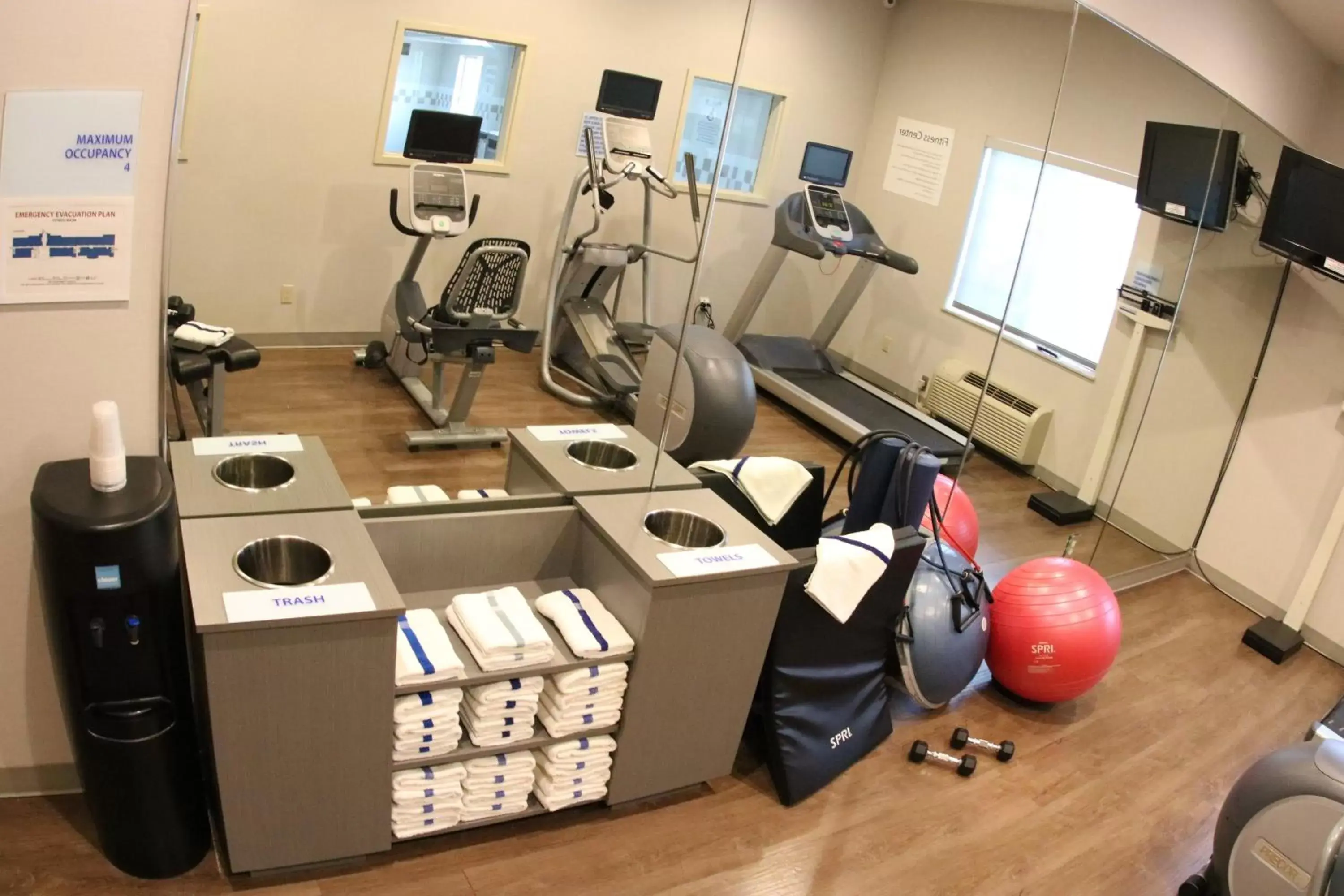 Fitness centre/facilities in Holiday Inn Express & Suites Cheney by IHG Fitness centre/facilities in Holiday Inn Express & Suites Cheney by IHG