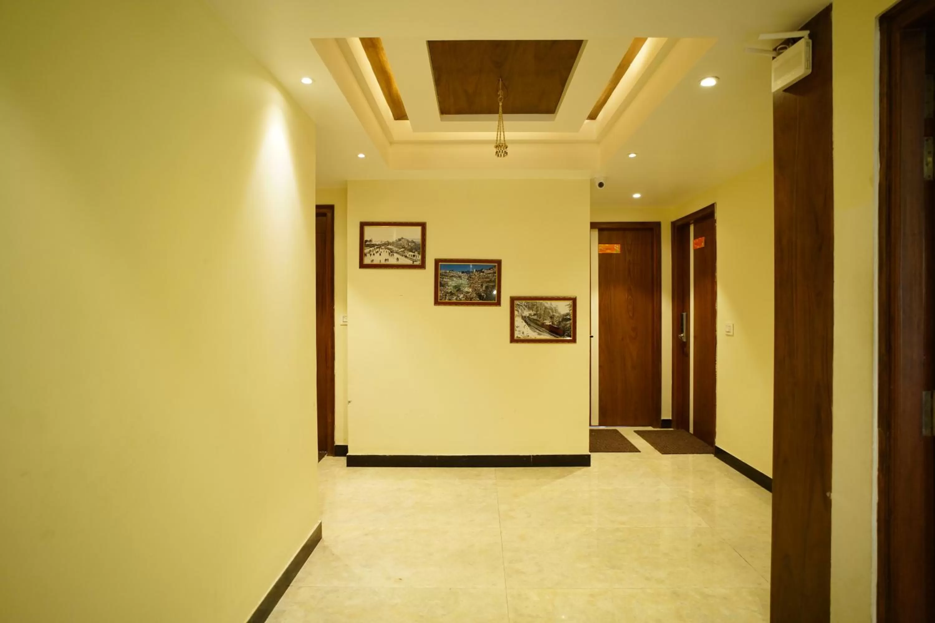 room service in Mahaveer Shimla By Royal Collection Hotels