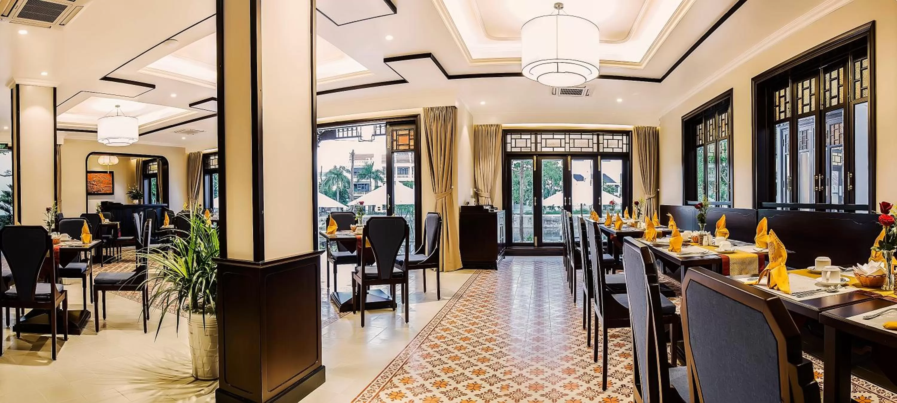 Restaurant/places to eat in Laluna Hoi An Riverside Hotel & Spa