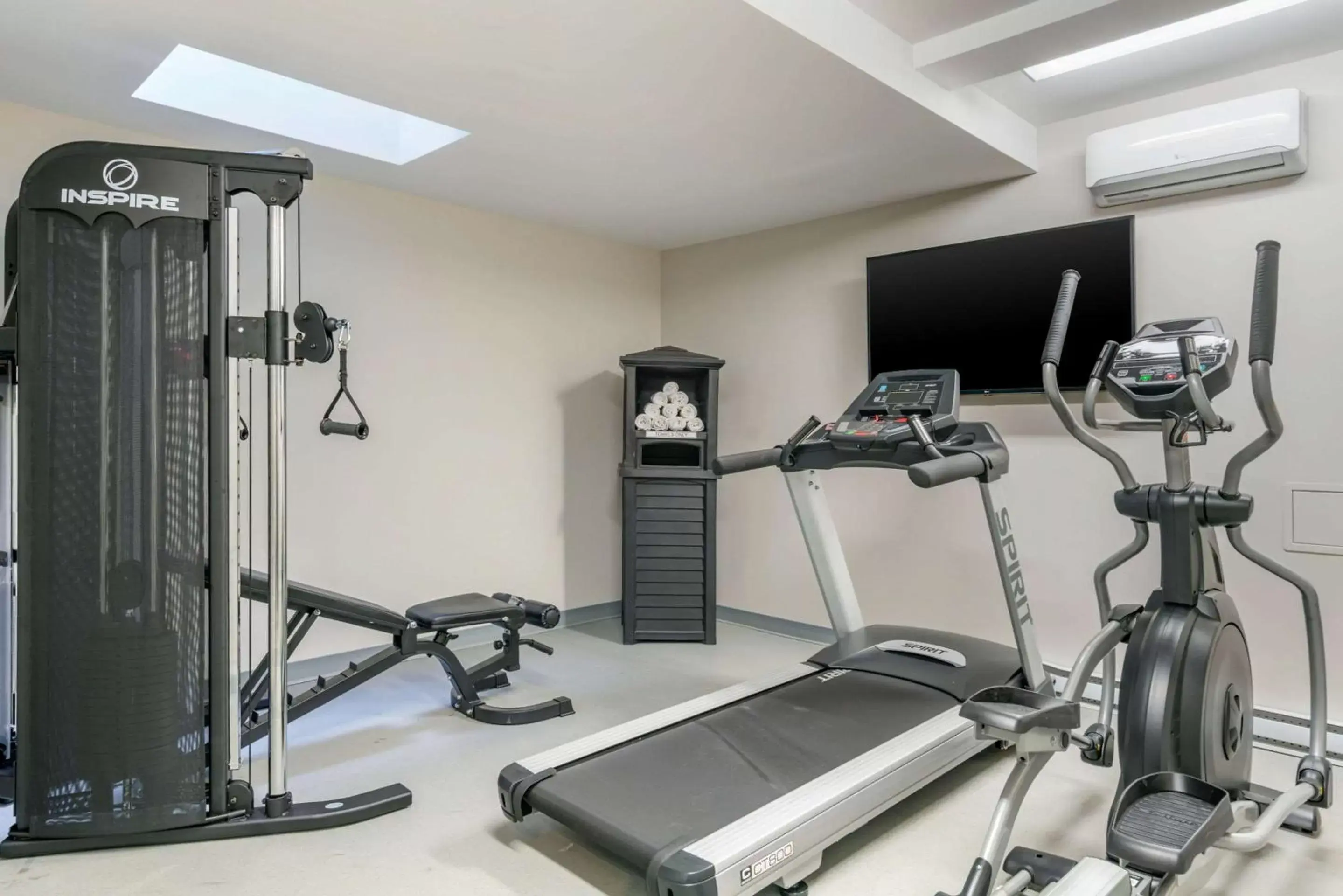 Fitness centre/facilities, Fitness Center/Facilities in Quality Inn Centre-Ville