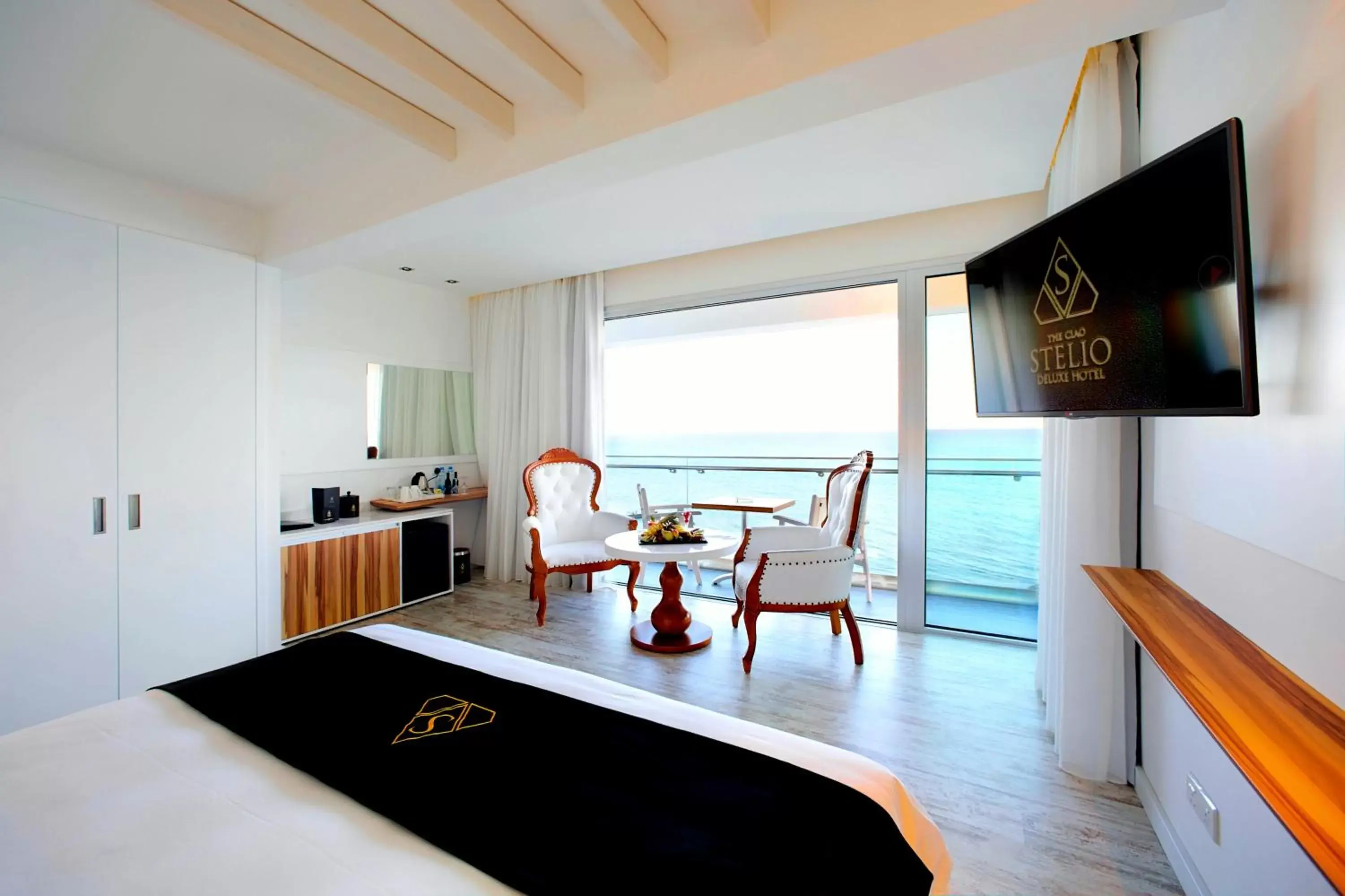 Deluxe Double Room with Sea View in The Ciao Stelio Deluxe Hotel (Adults Only)