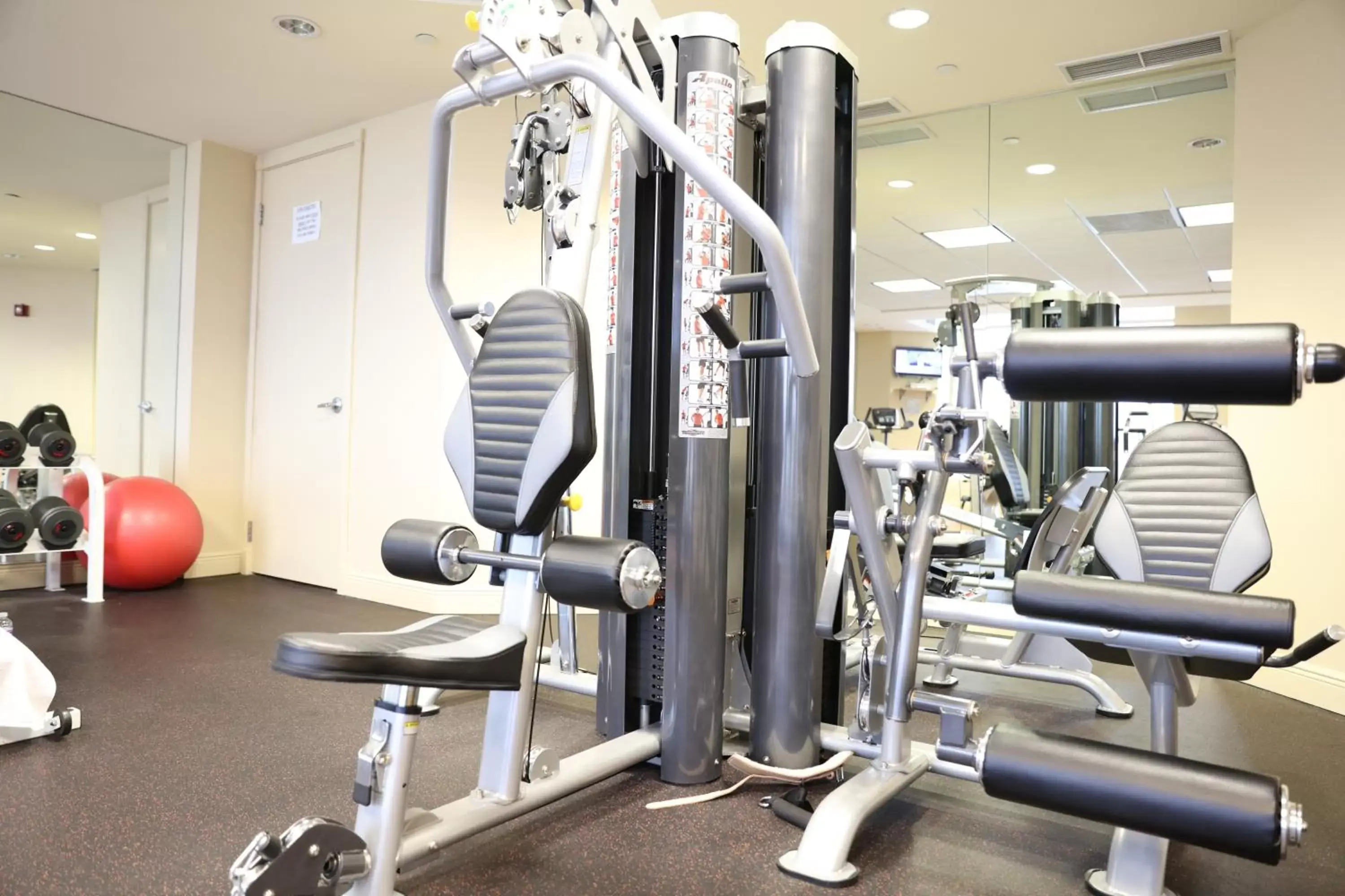 Fitness centre/facilities, Fitness Center/Facilities in Dadeland Towers by Miami Vacations