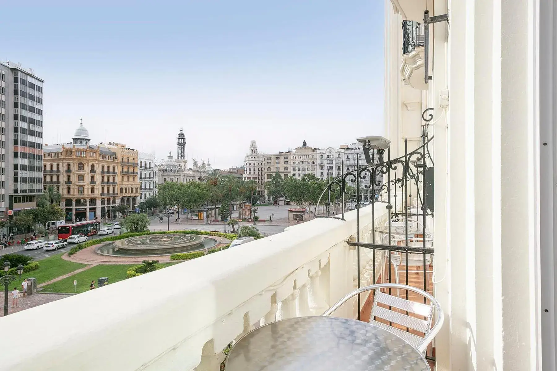 City view, Balcony/Terrace in Venecia Plaza Centro