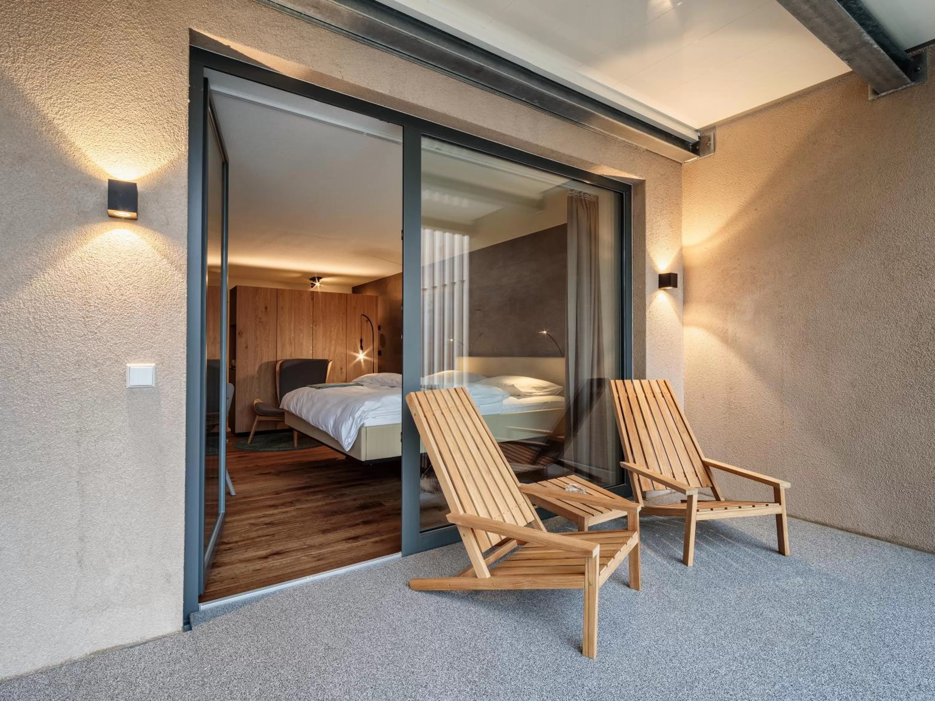 View (from property/room), Bed in Romantik Hotel Hirschen