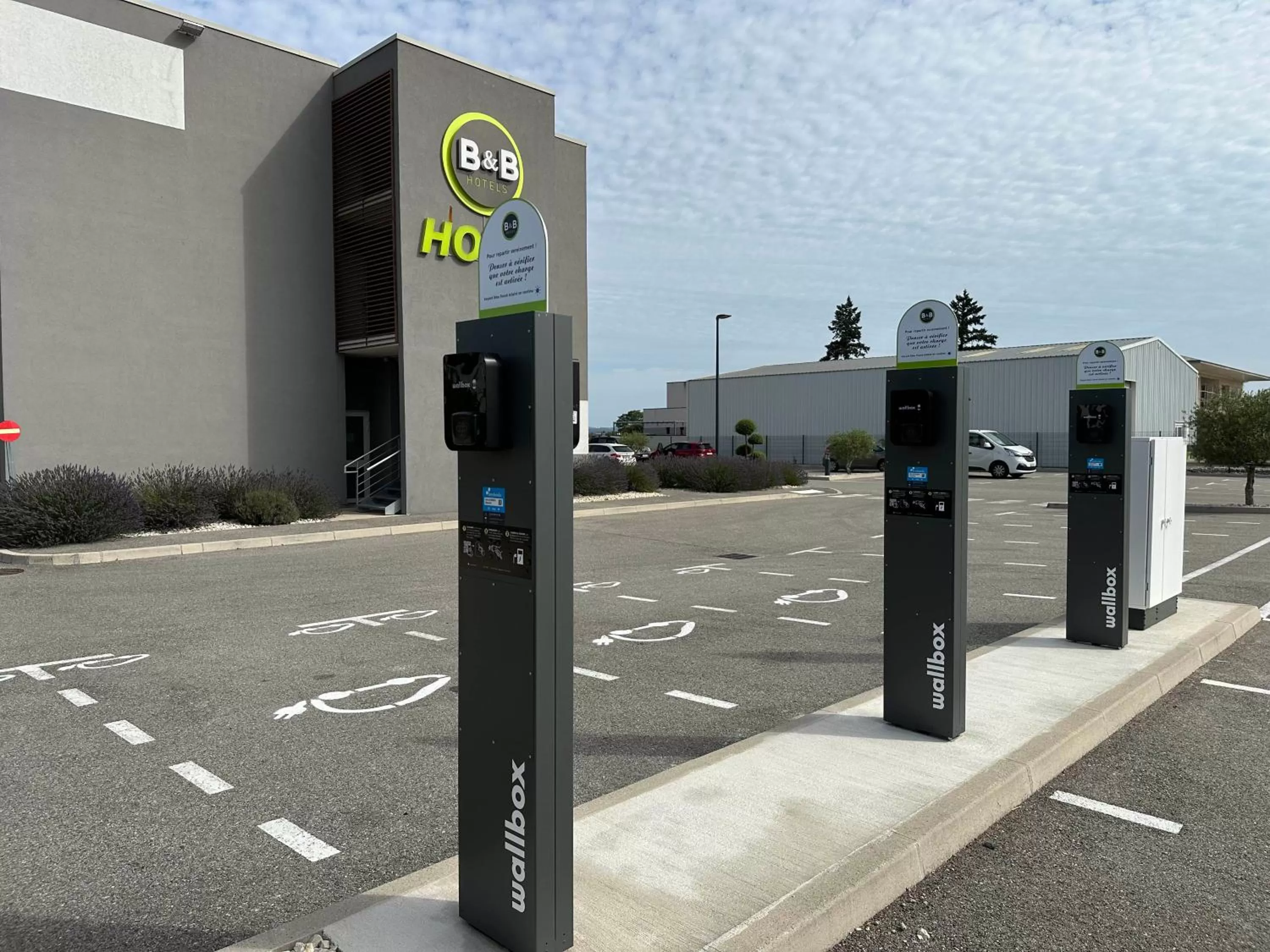 Property building in B&B HOTEL Valence TGV Romans