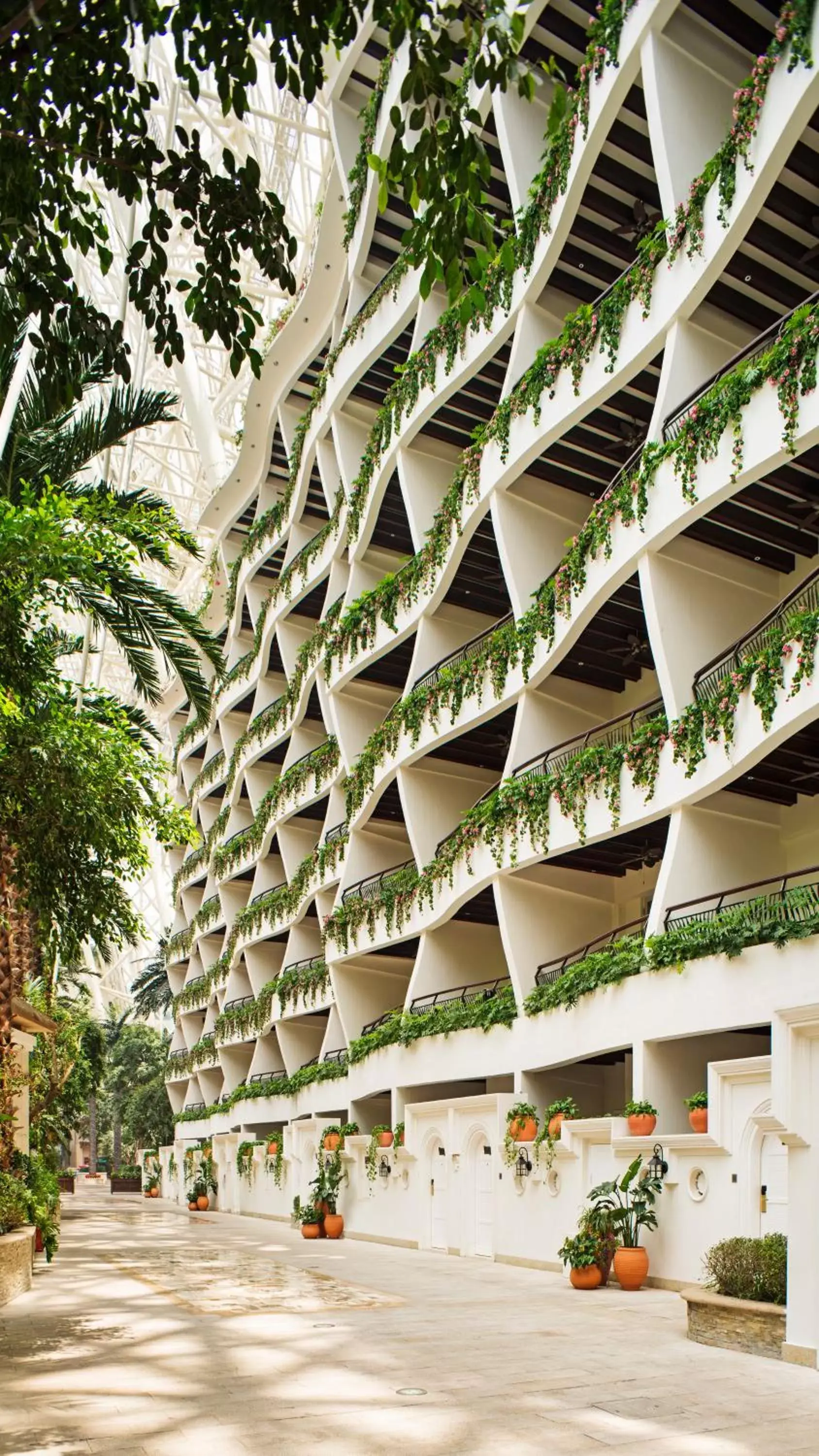 Property building in InterContinental Chengdu Global Center by IHG Property building in InterContinental Chengdu Global Center by IHG