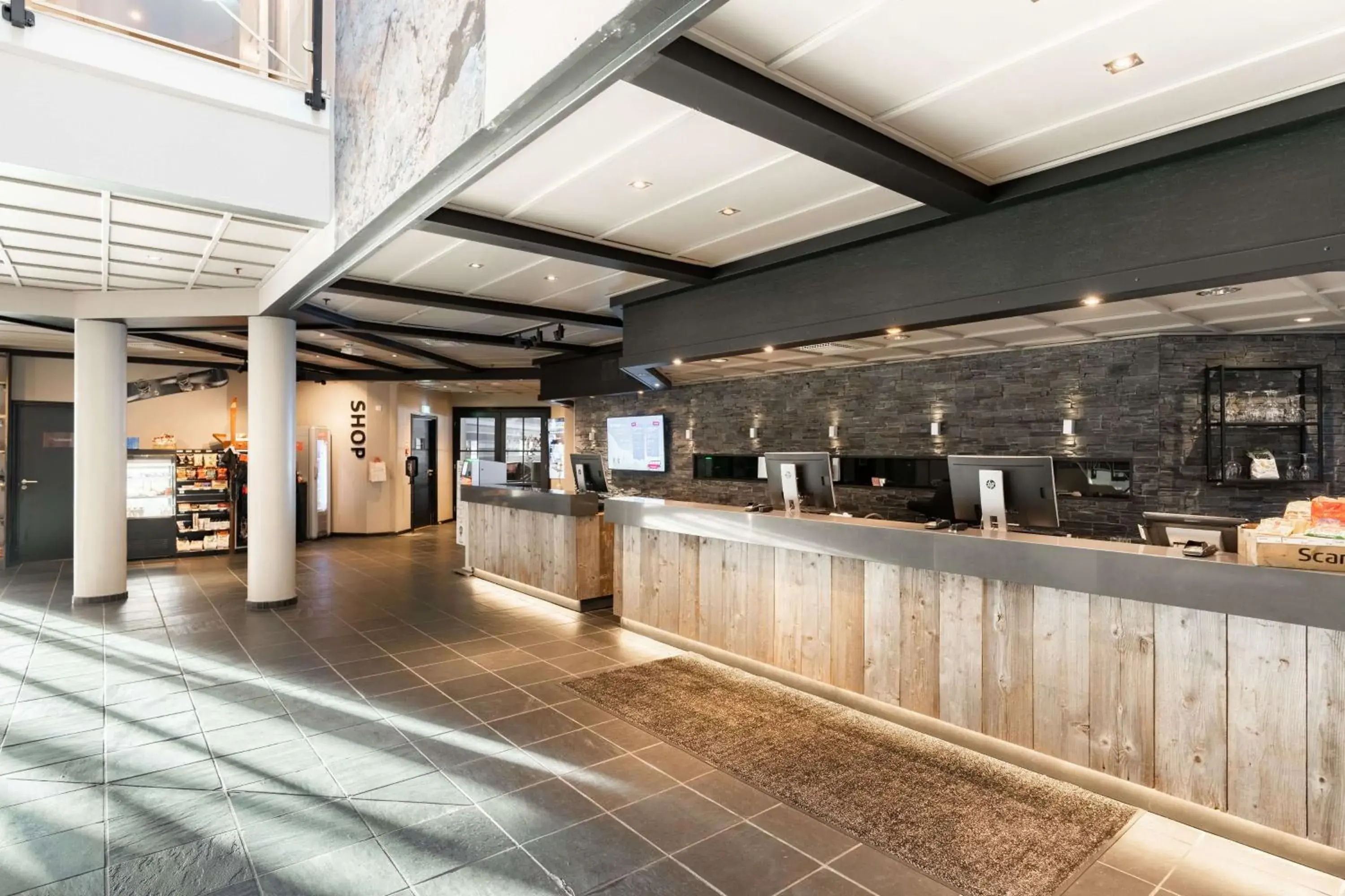 Lobby or reception in Scandic Hafjell