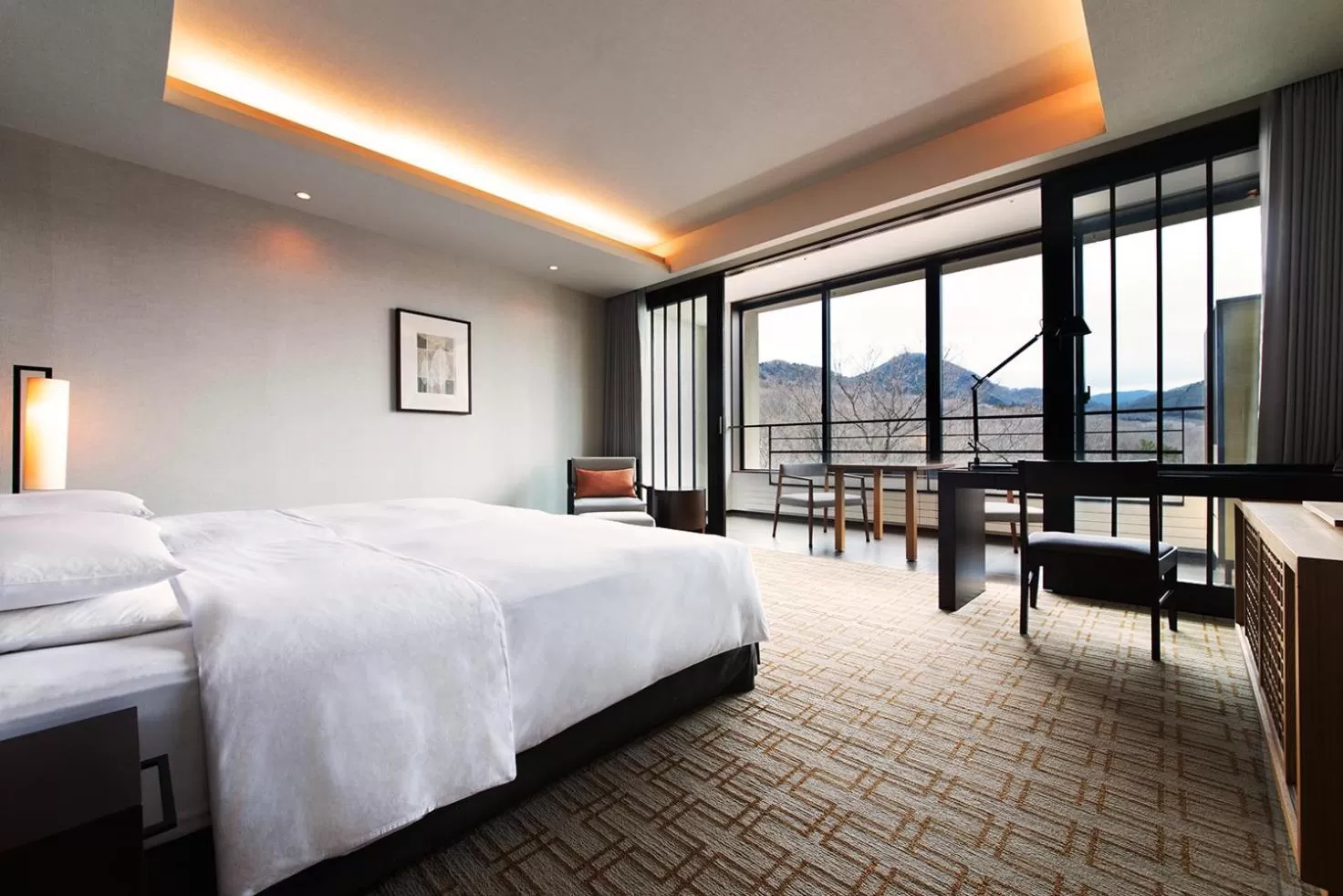 Twin Room in Hyatt Regency Hakone Resort and Spa