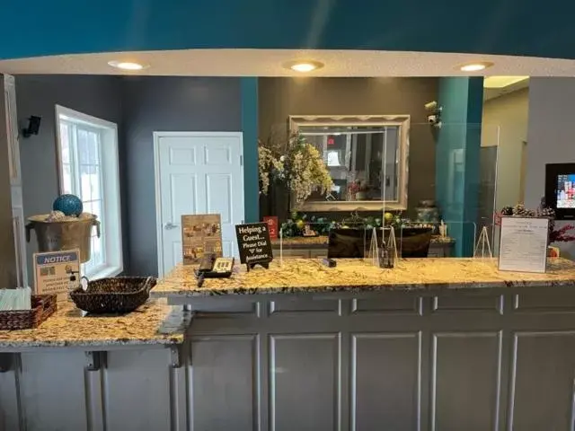 River Hills Hotel- Mankato River Hills Hotel- Mankato