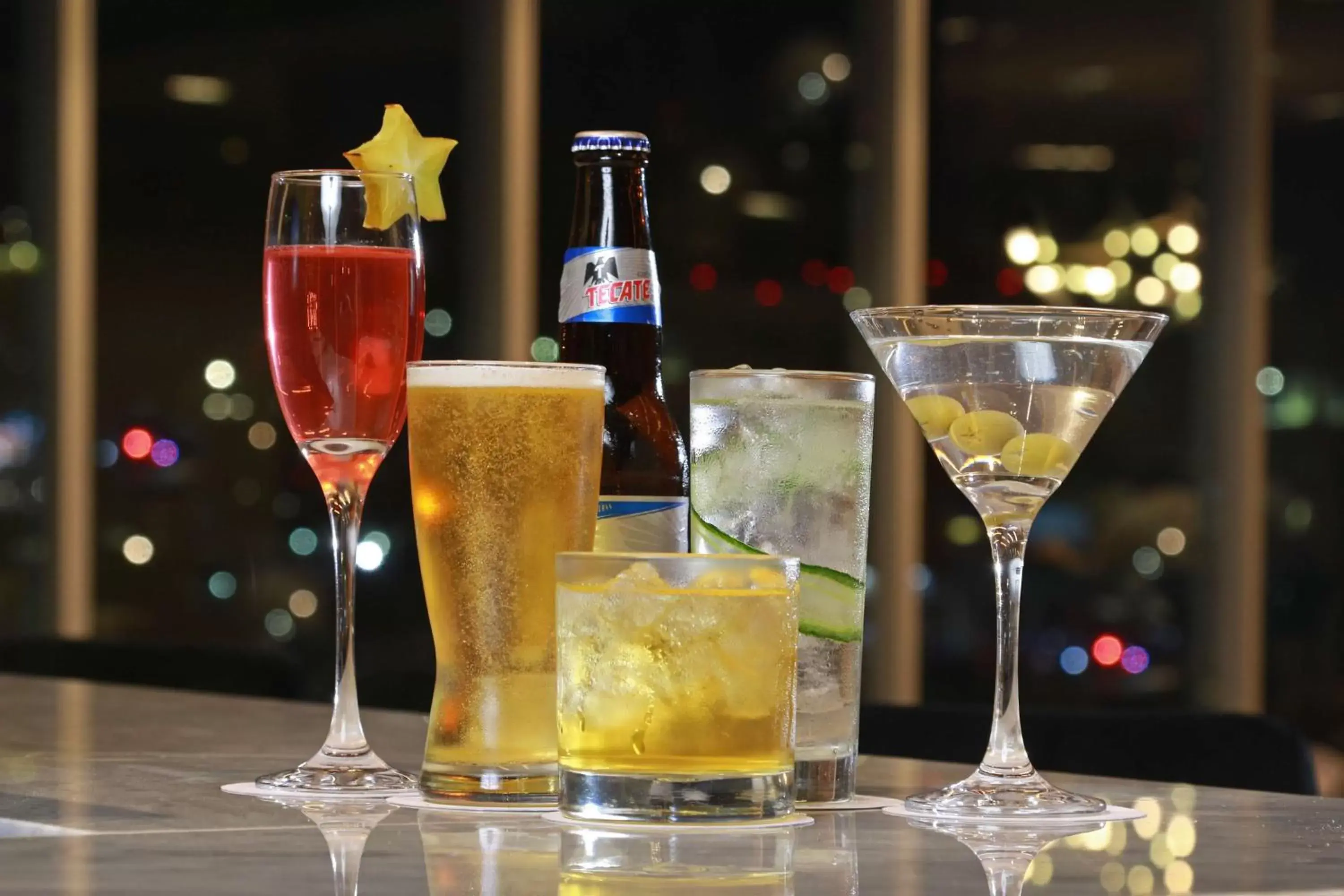 Lounge or bar, Drinks in Hilton Garden Inn Monterrey Obispado