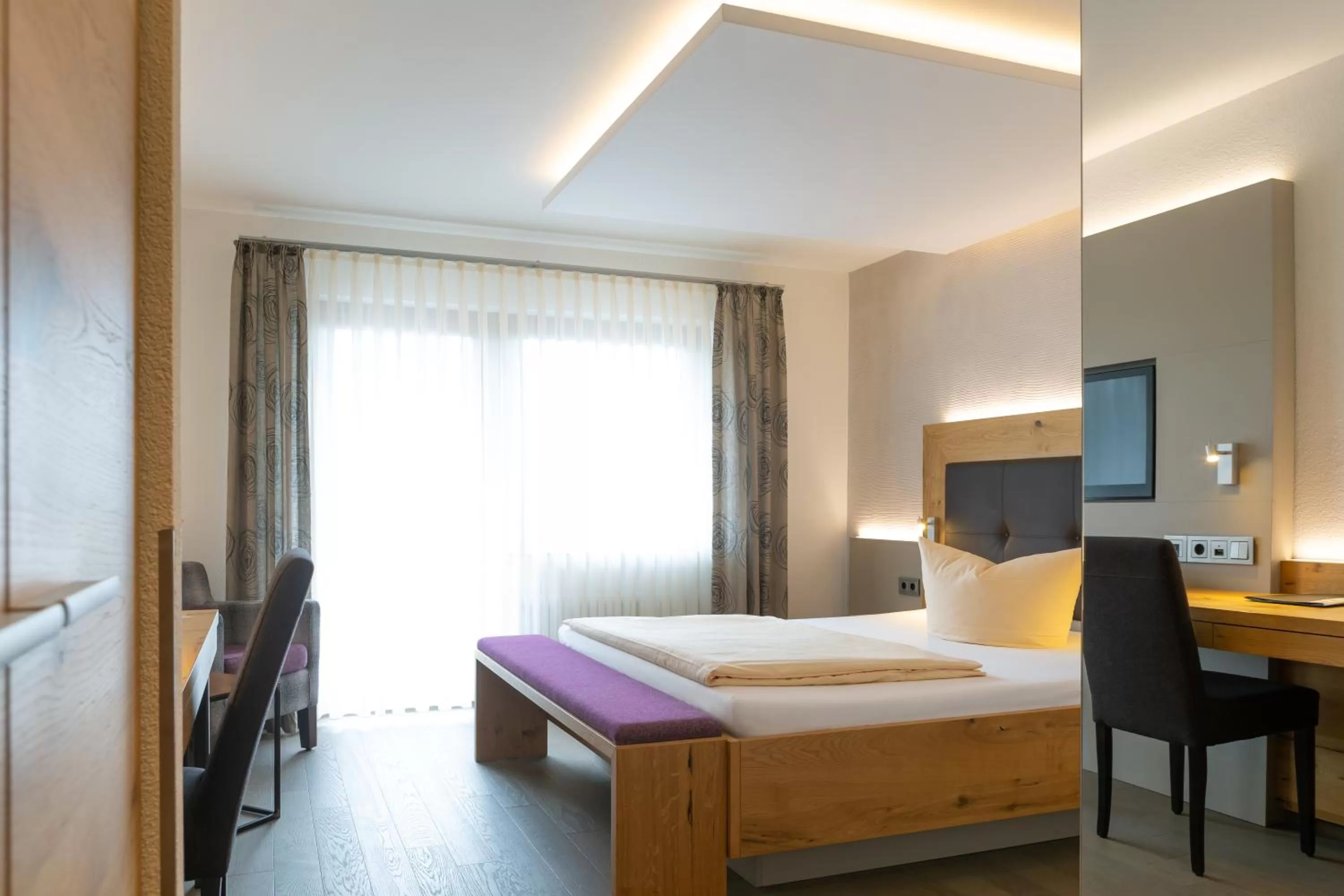 Photo of the whole room, Bed in Hotel-Restaurant Bierhäusle