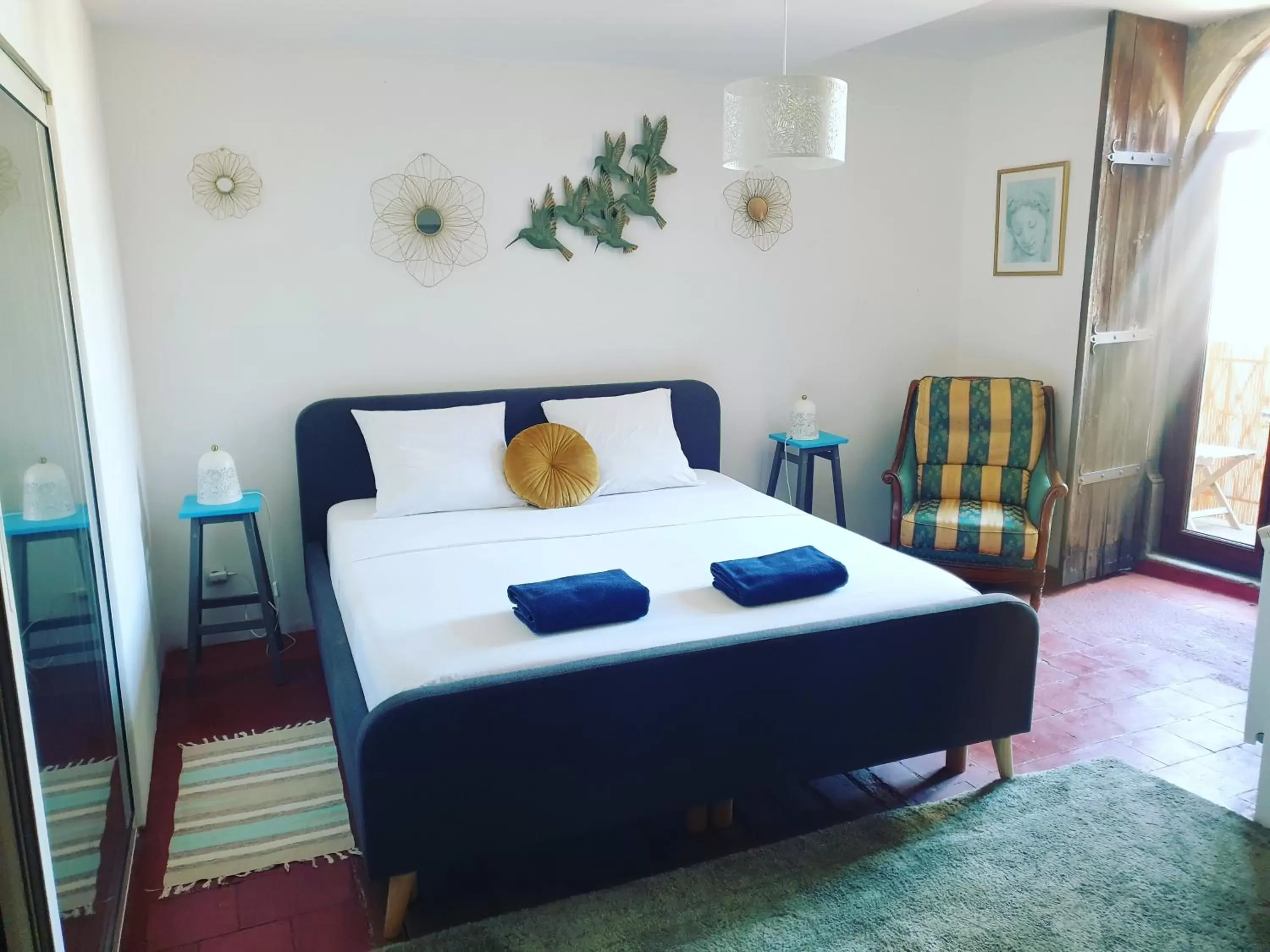 Double Room with Private Bathroom in Les 2 Drôles d'Oiseaux