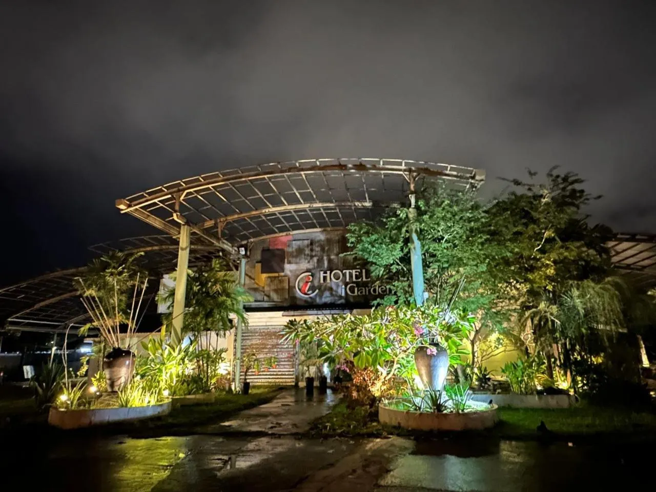 Property building in I Garden Hotel