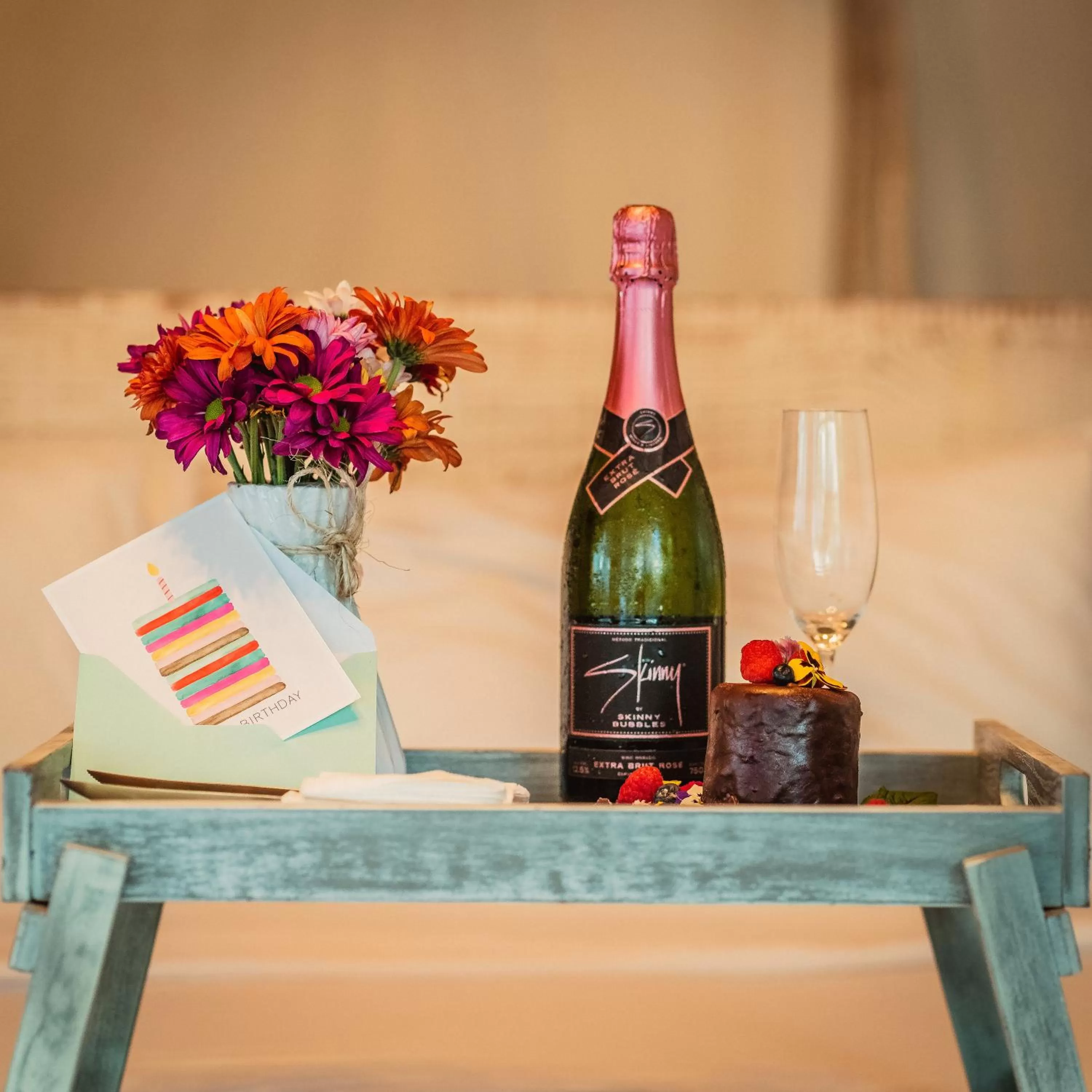 room service in Hotelito Azul