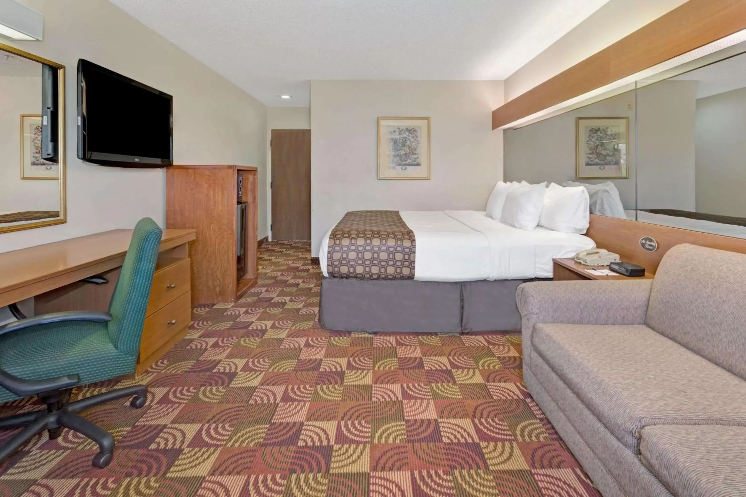 Photo of the whole room in Microtel Inn & Suites by Wyndham Denver Airport