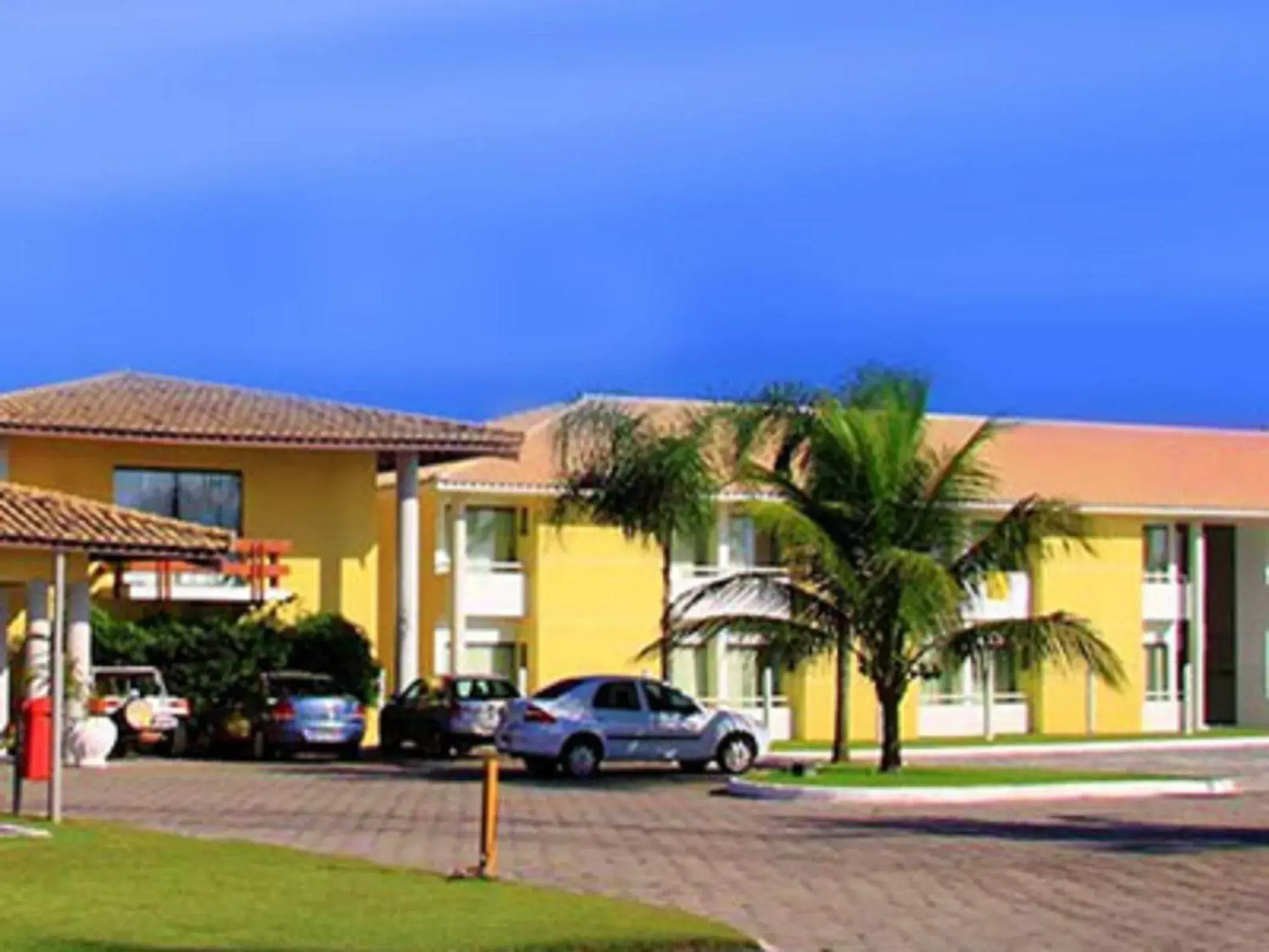 Facade/entrance, Property Building in Sunshine Praia Hotel