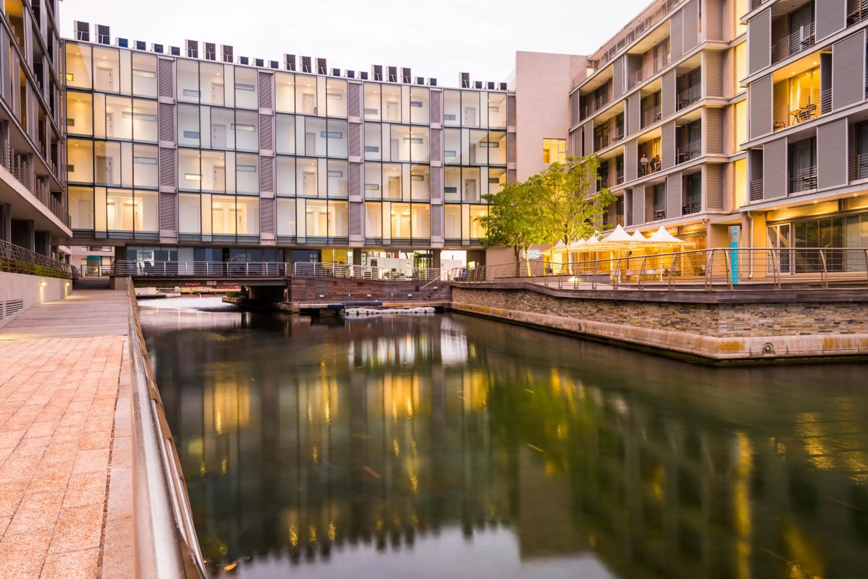 Property building in aha Harbour Bridge Hotel & Suites