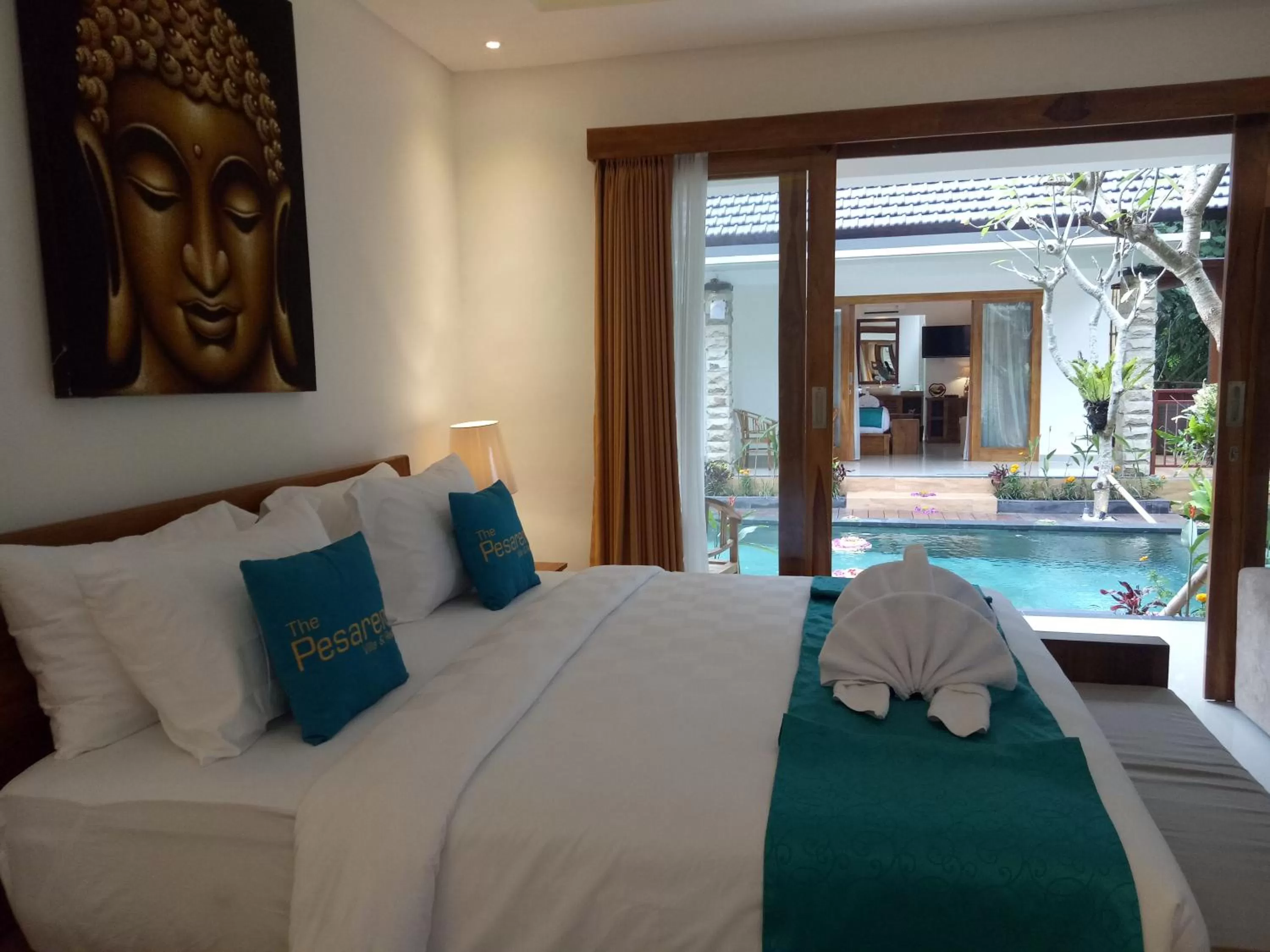 Bed in The Pesaren Ubud