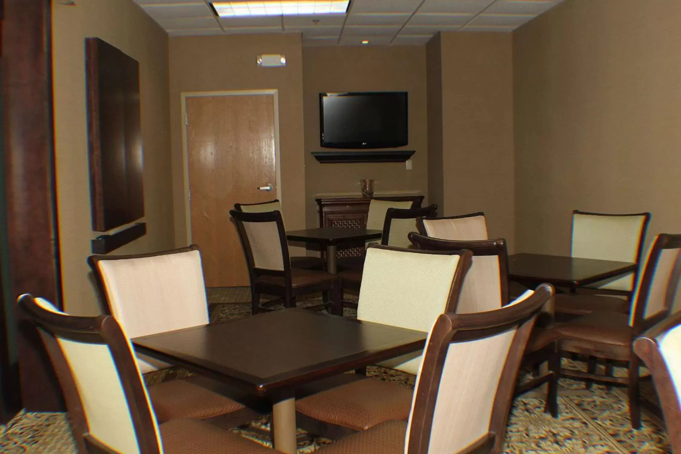 Meeting/conference room, TV/Entertainment Center in Hampton Inn Myrtle Beach West
