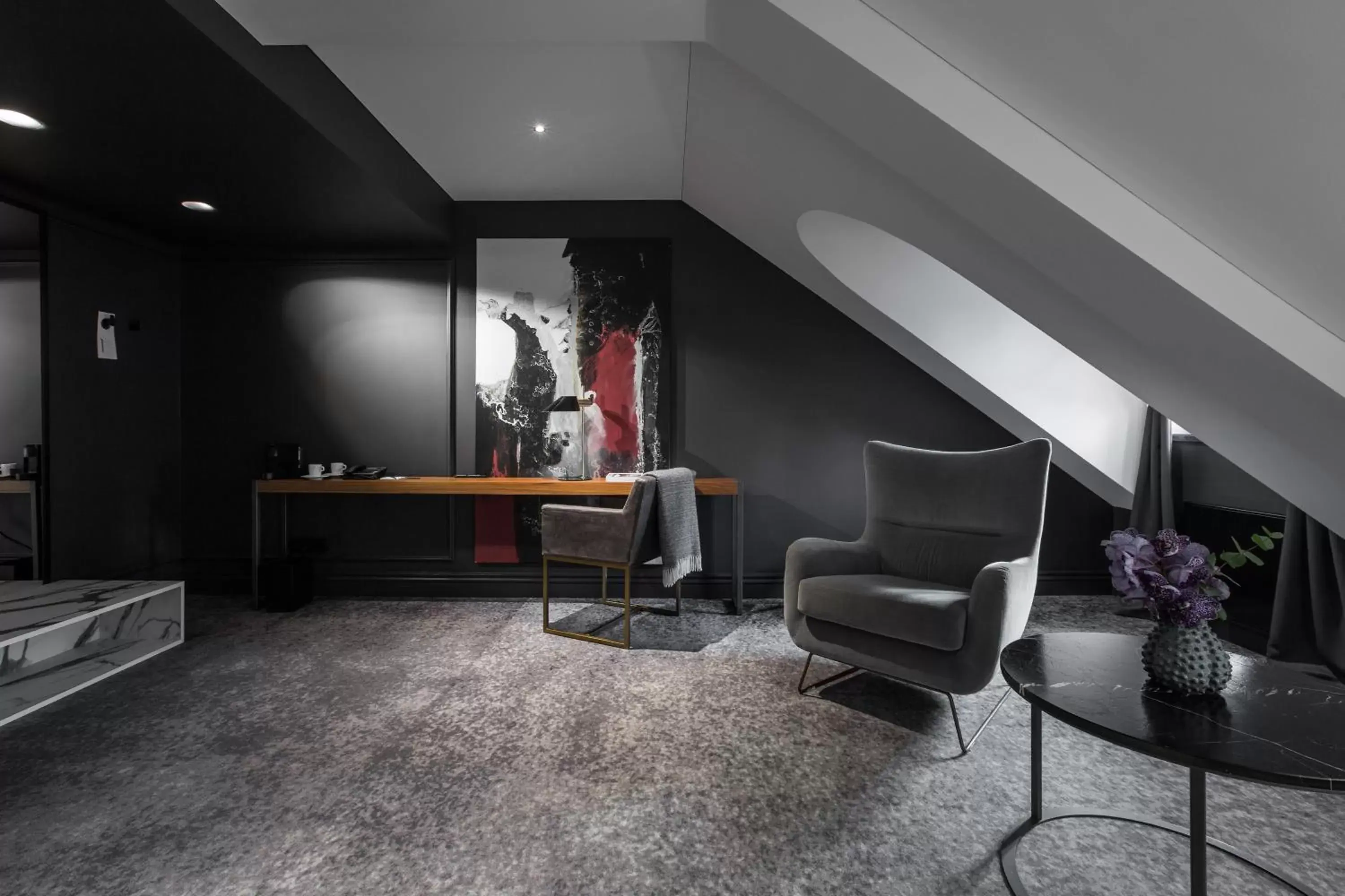 Bedroom, Lobby/Reception in Hotel Pacai, Vilnius, a Member of Design Hotels