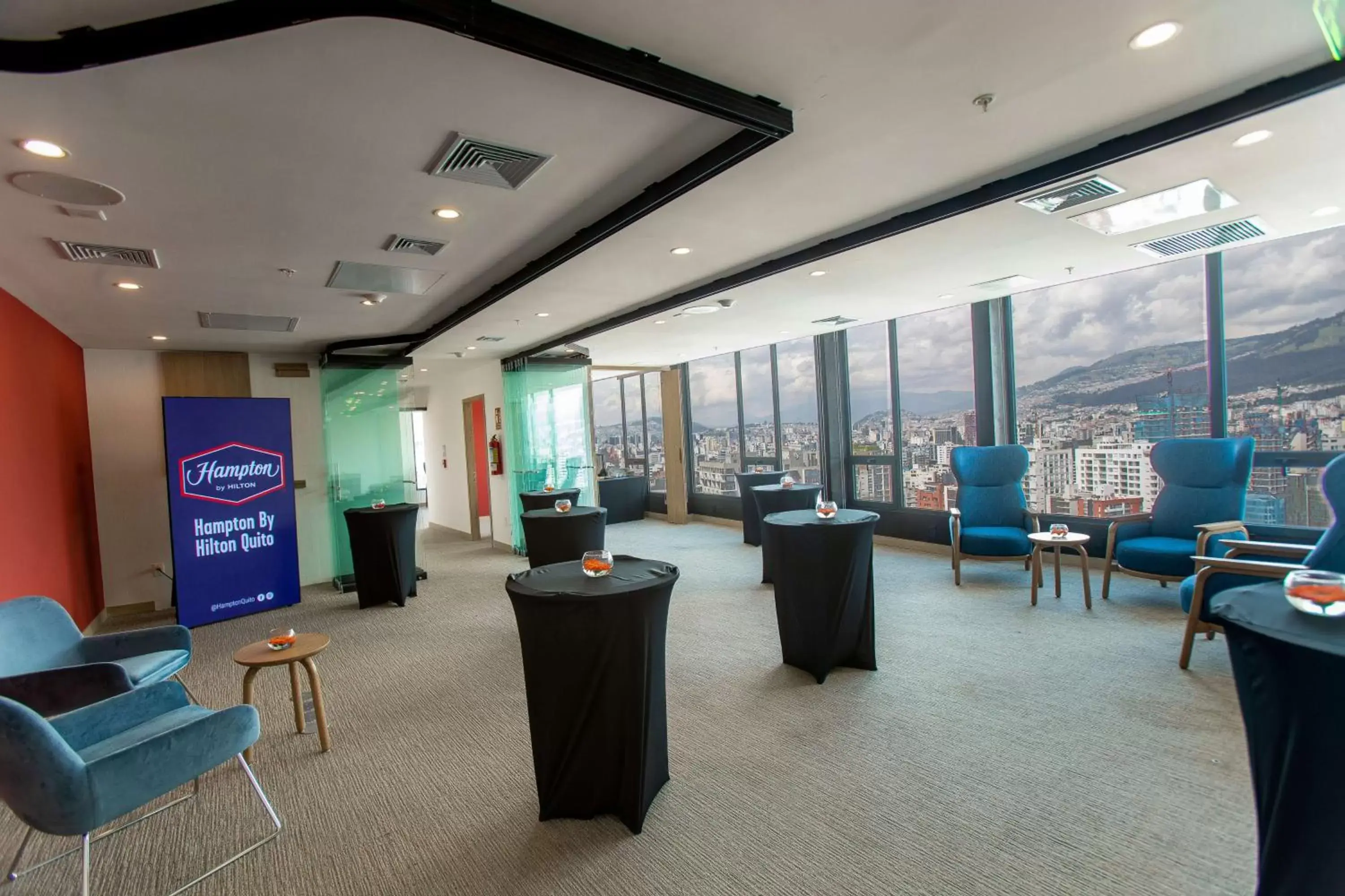 Meeting/conference room in Hampton By Hilton Quito La Carolina Park