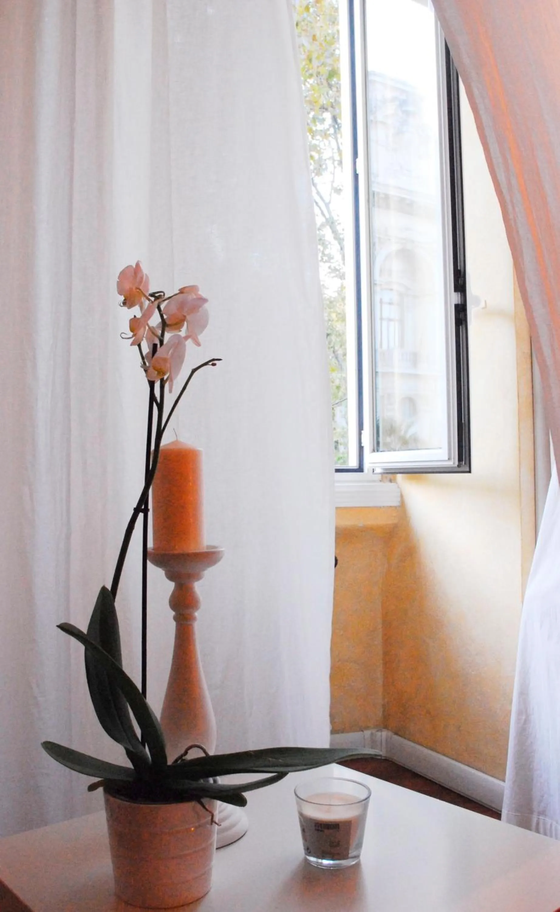 Decorative detail in Dulcis In Fundo b&b