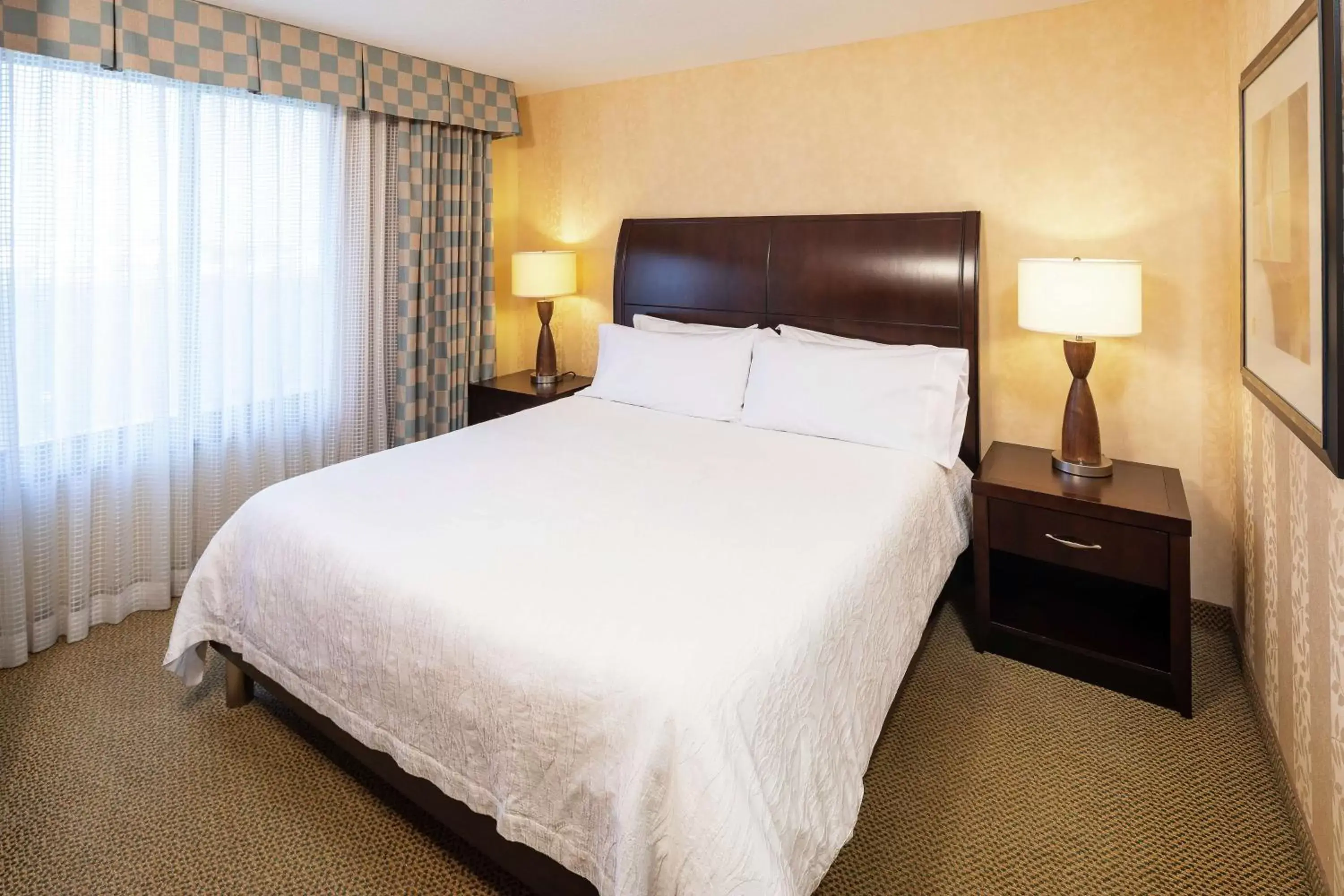 Bed in Hilton Garden Inn Sioux Falls South