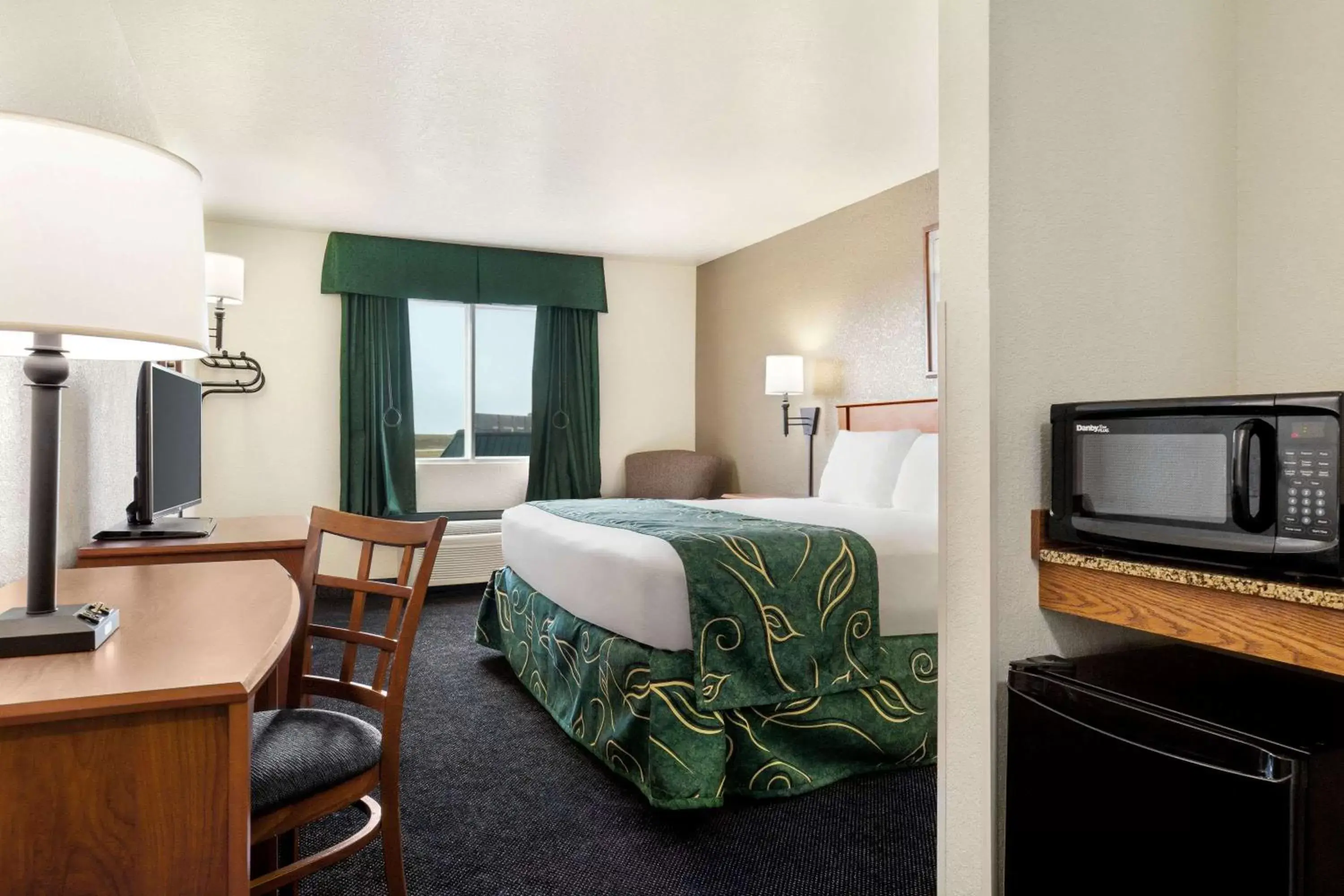 King Room - Mobility Access/Non-Smoking in Travelodge by Wyndham North Platte