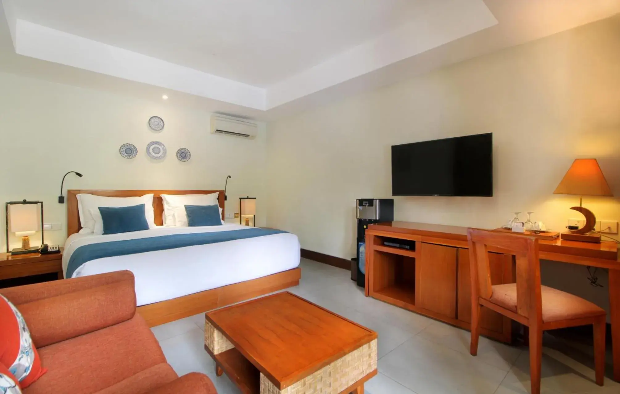 TV and multimedia, Bed in Rama Garden Hotel Bali