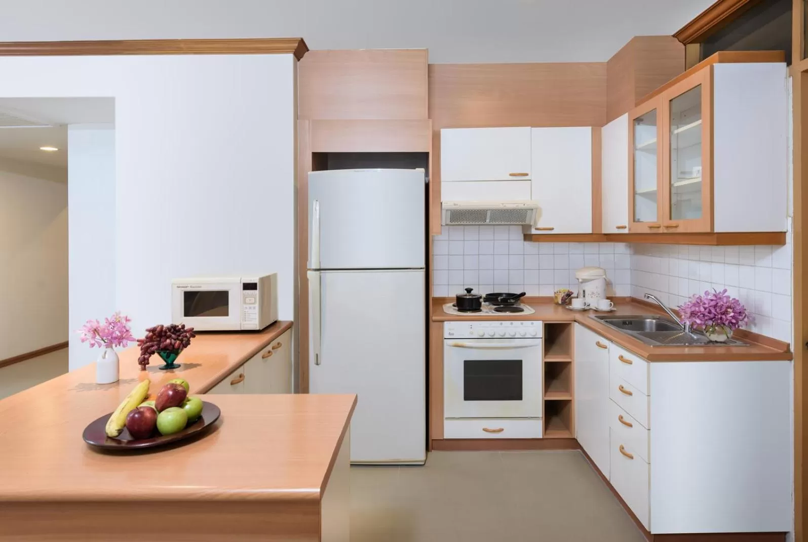 Kitchen or kitchenette in Riverine Place Hotel and Residence