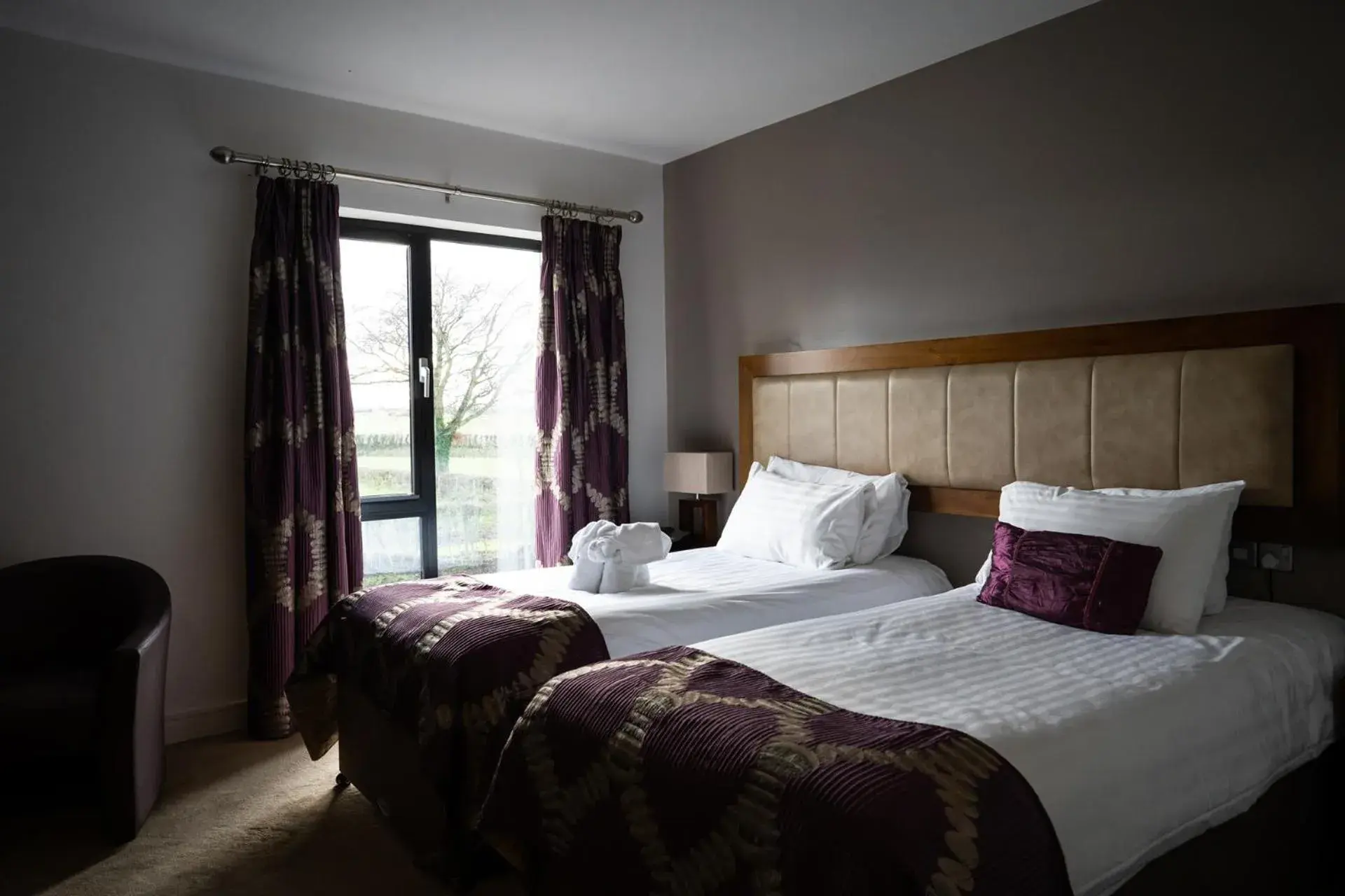 Bedroom, Bed in Ballyrobin Country Lodge