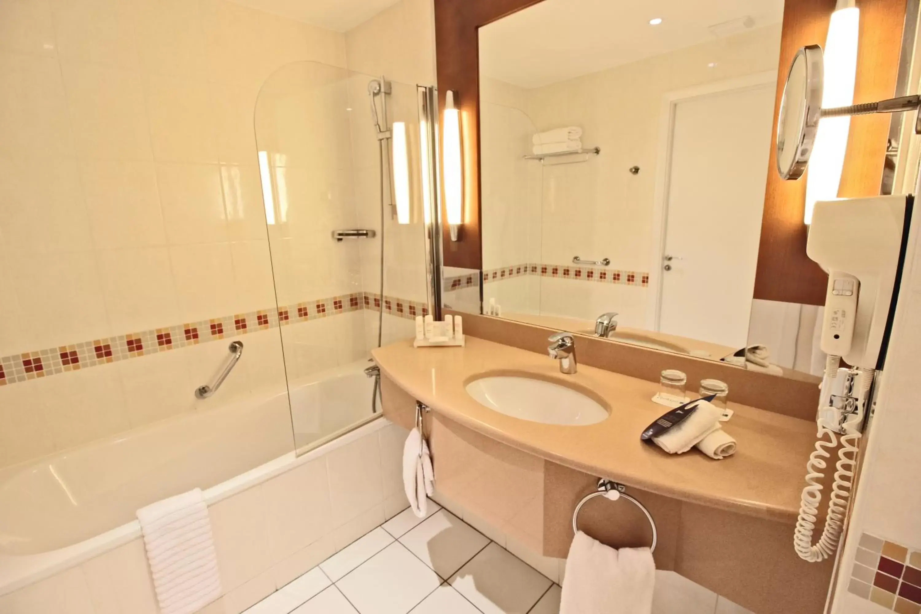Bathroom in Radisson Blu Hotel Biarritz