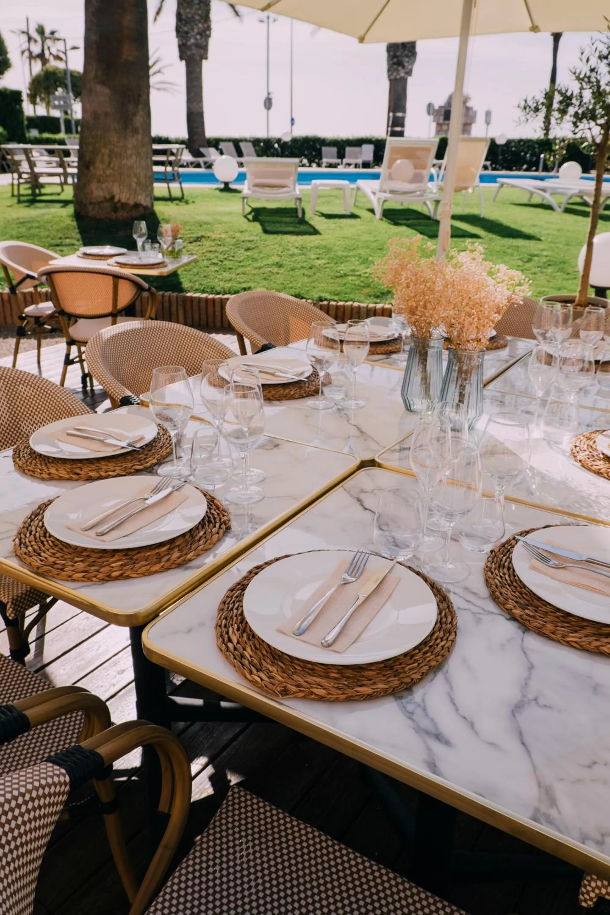 Restaurant/places to eat in Hotel Subur Maritim