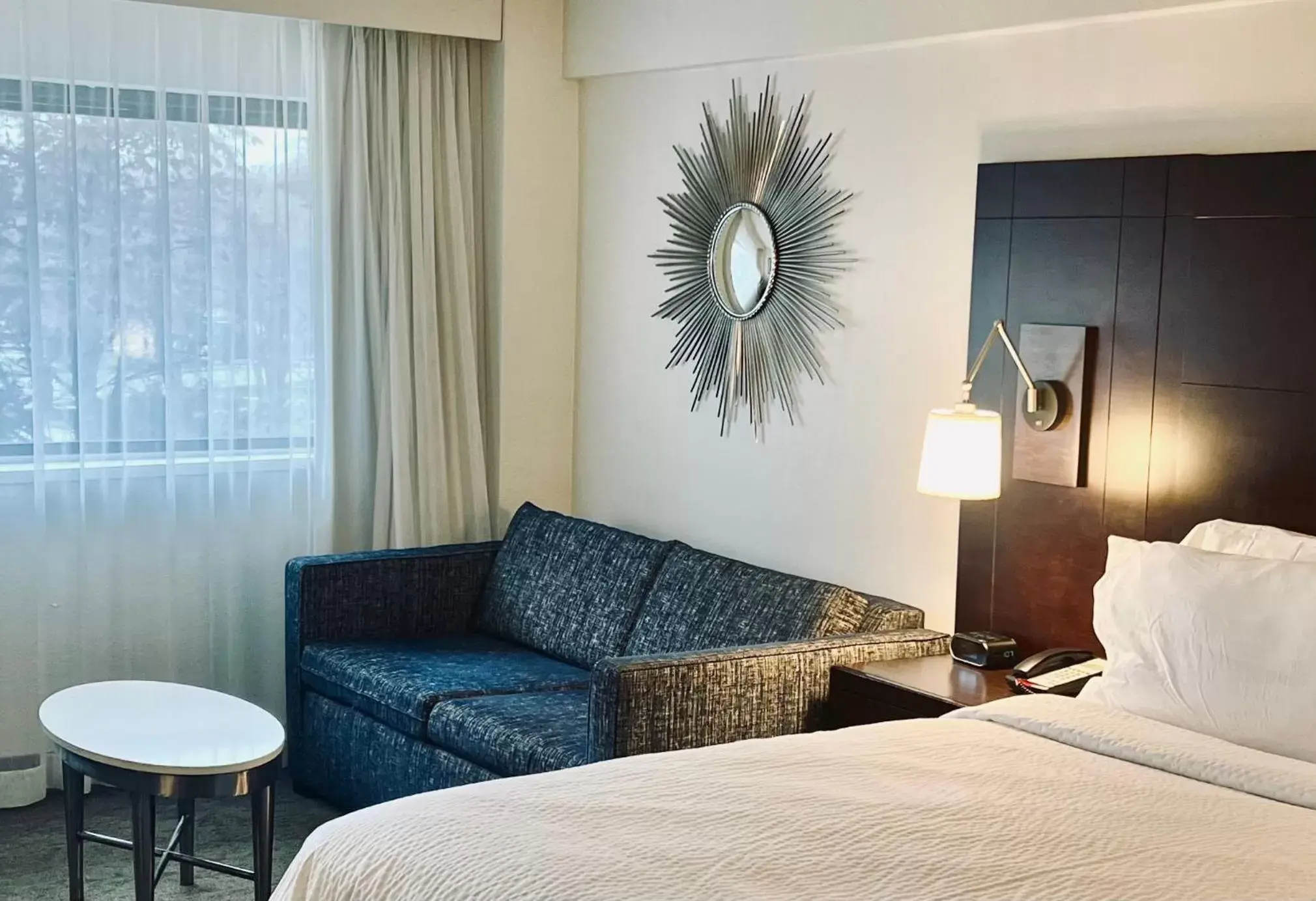 Seating Area in Holiday Inn Virginia Beach - Norfolk, an IHG Hotel