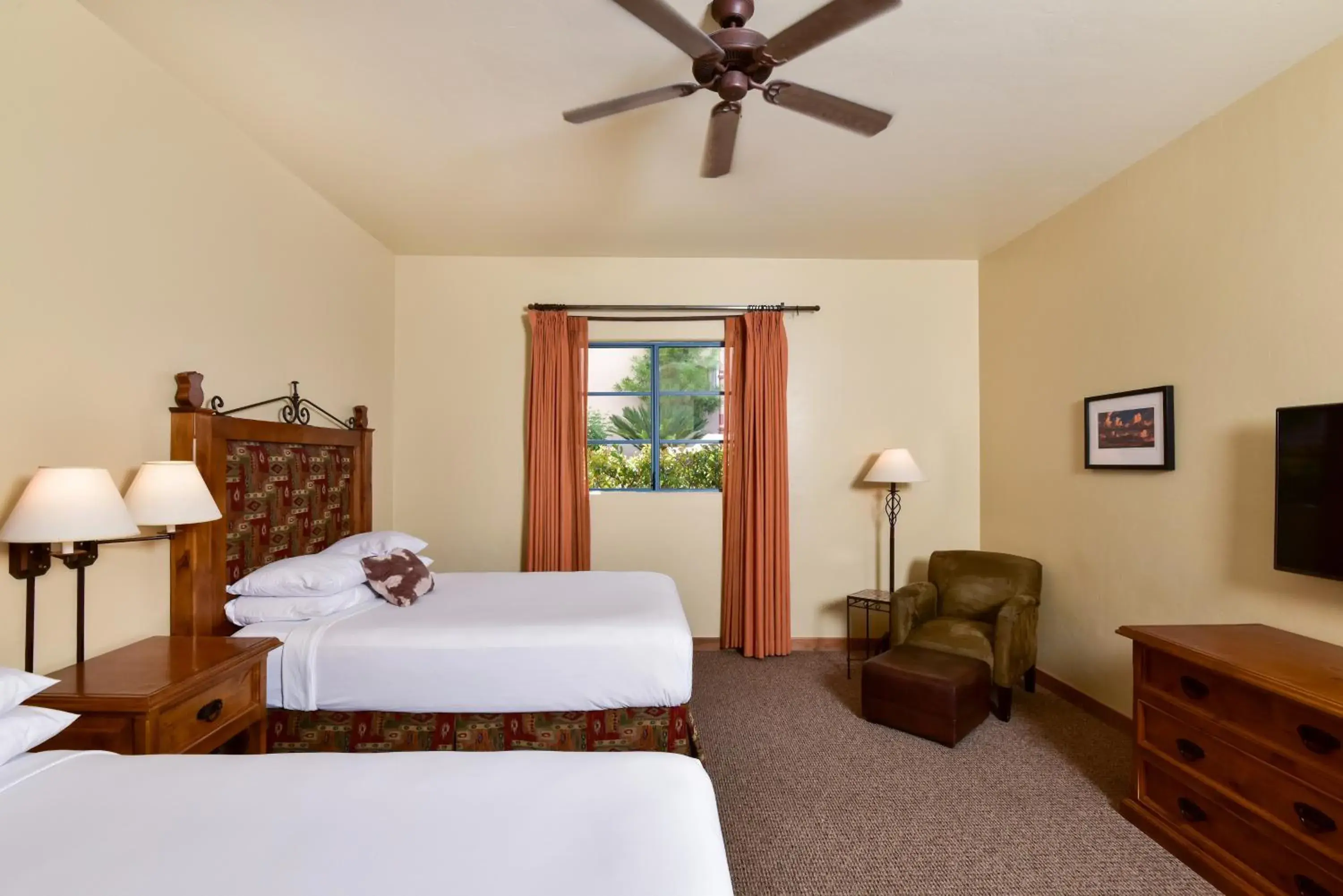 Bedroom in Lodge On The Desert