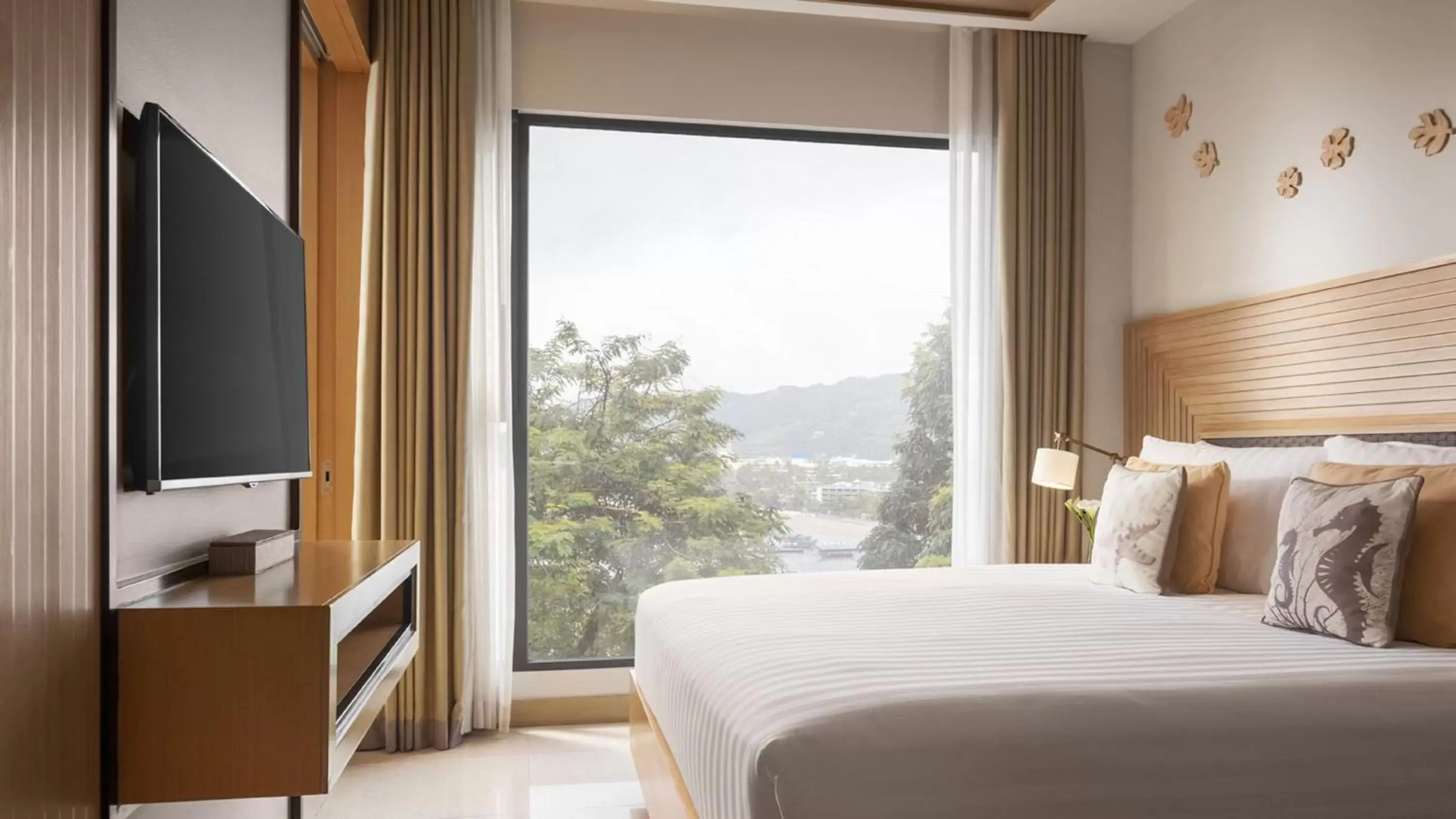 View (from property/room), Bed in Amari Phuket